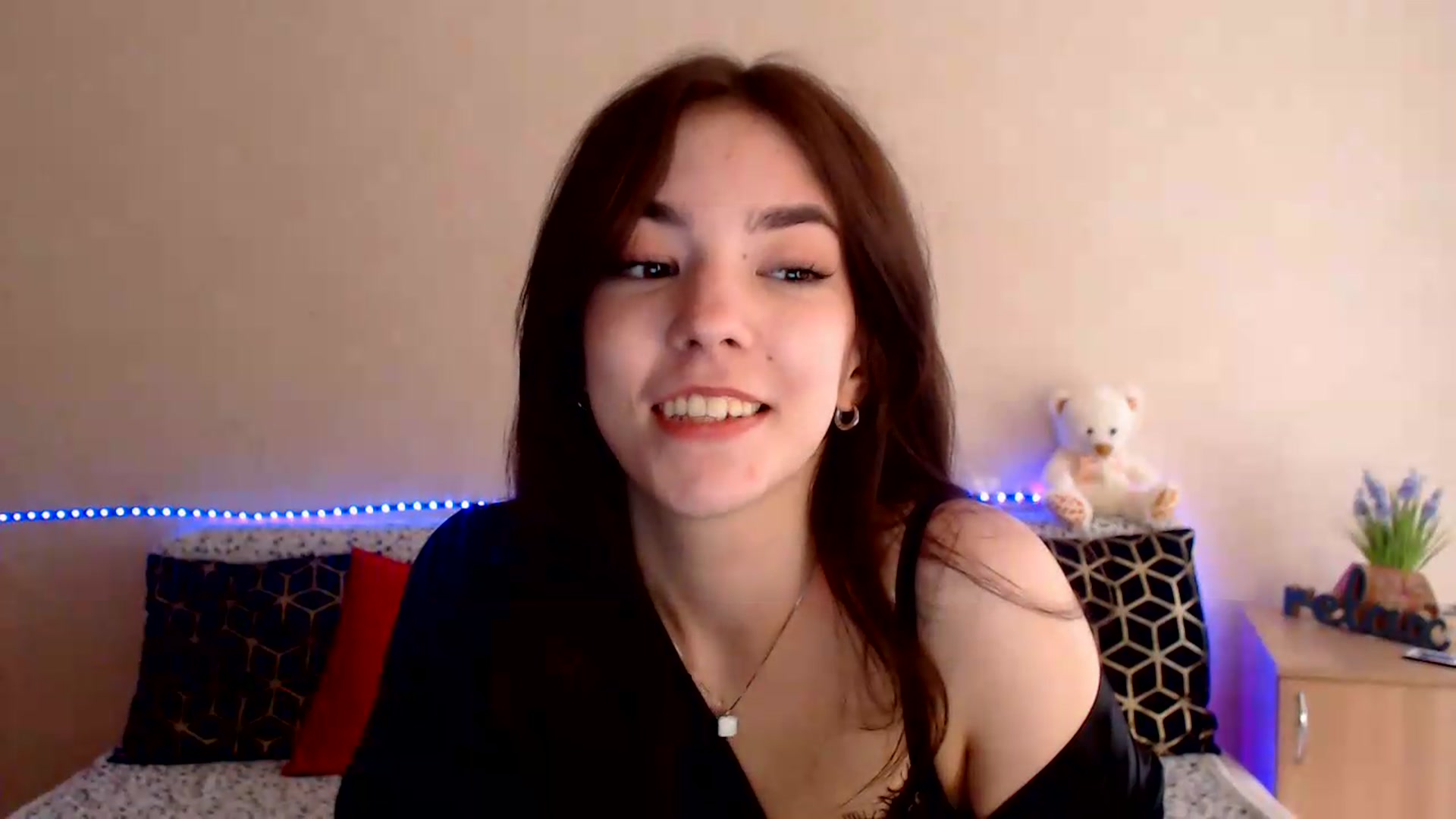 Gallery image thumbnail from Shalyka's myfreecams stream on, 06/02/2026, 12:05 image 17 of 20
