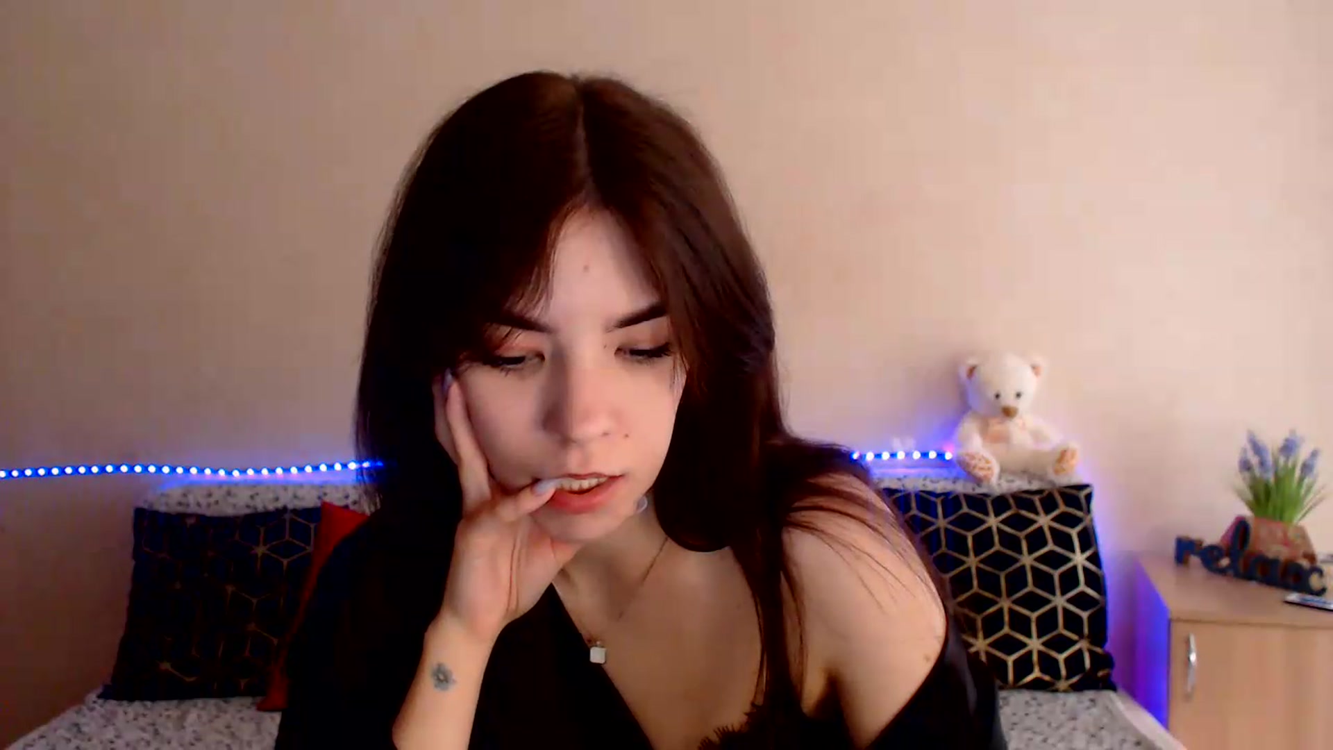 Gallery image thumbnail from Shalyka's myfreecams stream on, 06/02/2026, 12:05 image 8 of 20
