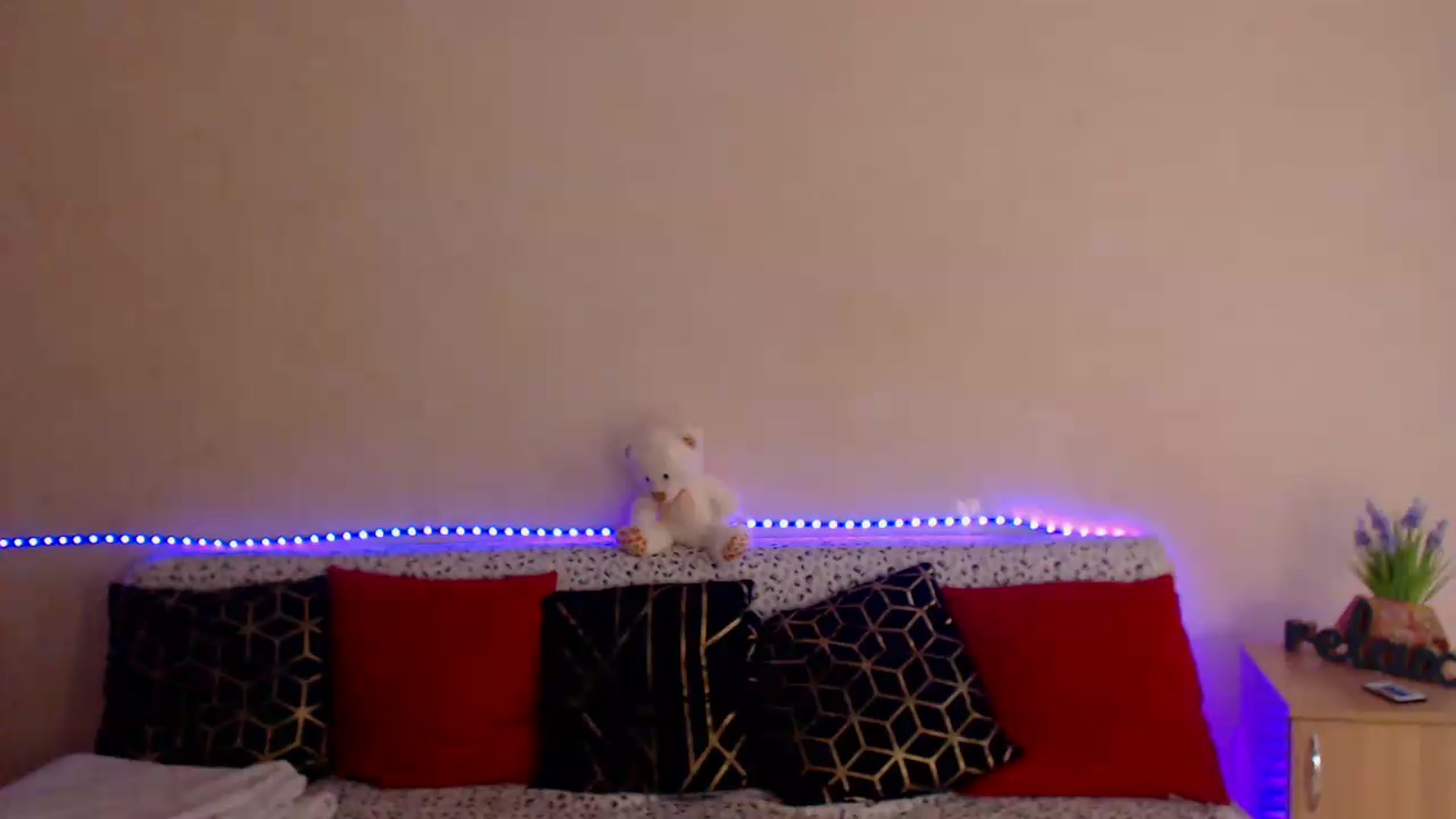 Gallery image thumbnail from Shalyka's myfreecams stream on, 06/04/2026, 14:52 image 8 of 20