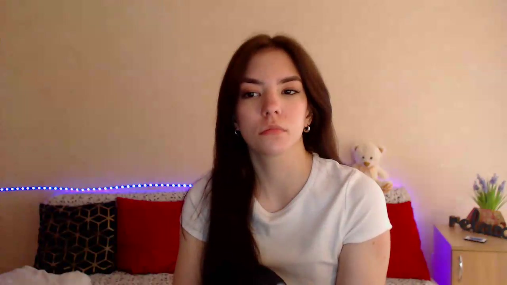 Gallery image thumbnail from Shalyka's myfreecams stream on, 06/05/2026, 13:29 image 4 of 20