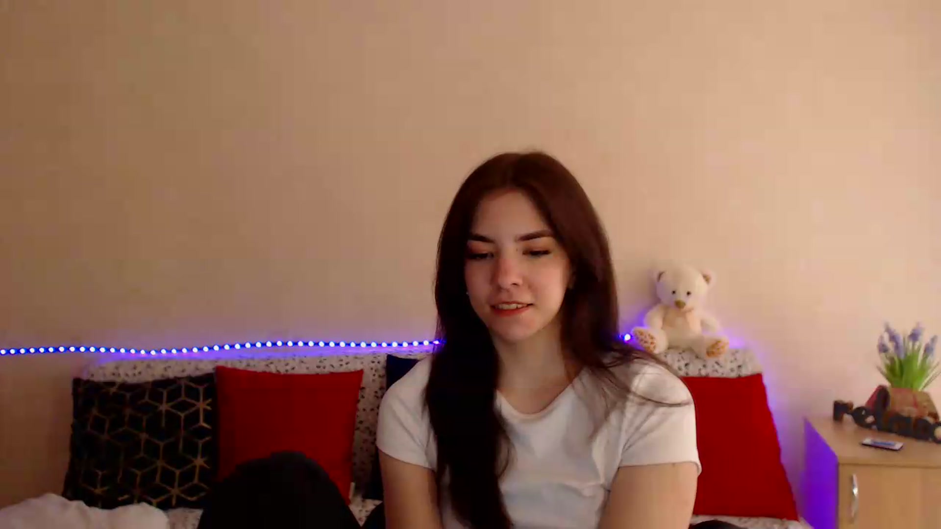 Gallery image thumbnail from Shalyka's myfreecams stream on, 06/05/2026, 13:29 image 9 of 20