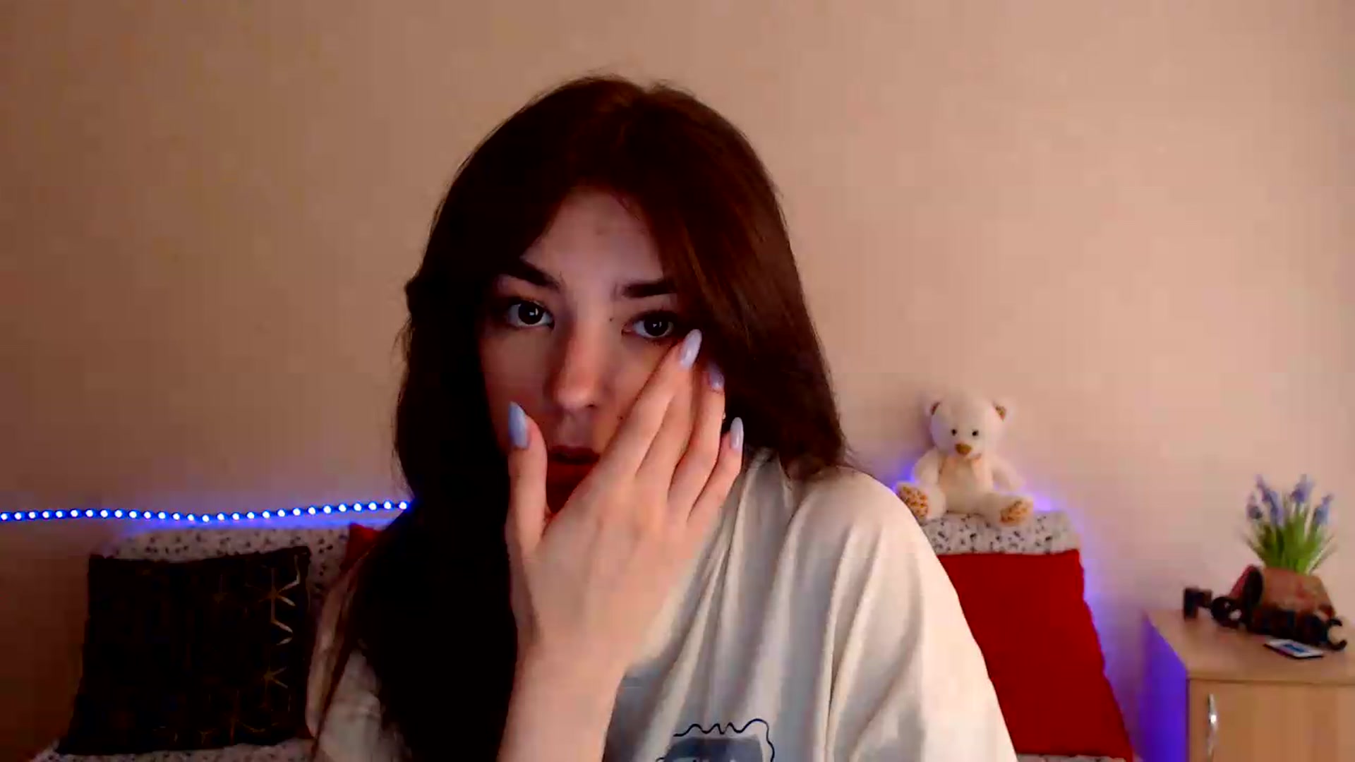 Gallery image thumbnail from Shalyka's myfreecams stream on, 06/06/2026, 11:18 image 13 of 20