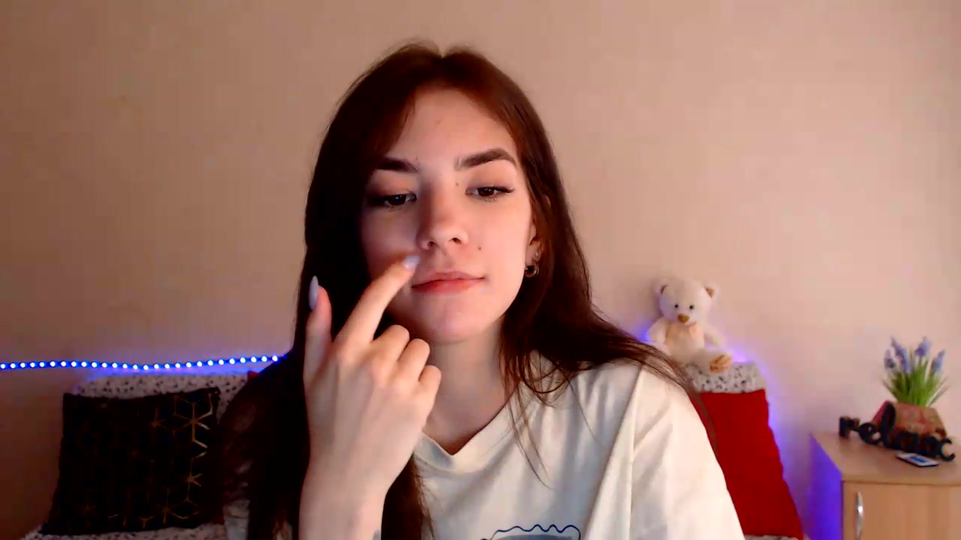 Gallery image thumbnail from Shalyka's myfreecams stream on, 06/06/2026, 11:18 image 18 of 20