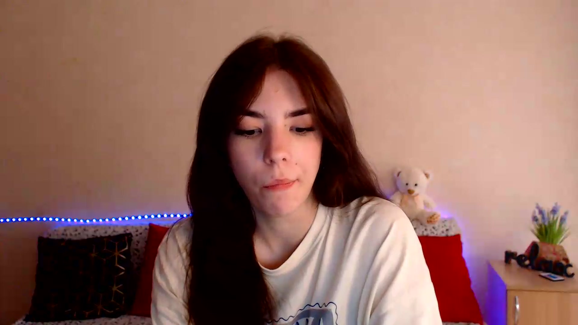 Gallery image thumbnail from Shalyka's myfreecams stream on, 06/06/2026, 11:18 image 14 of 20