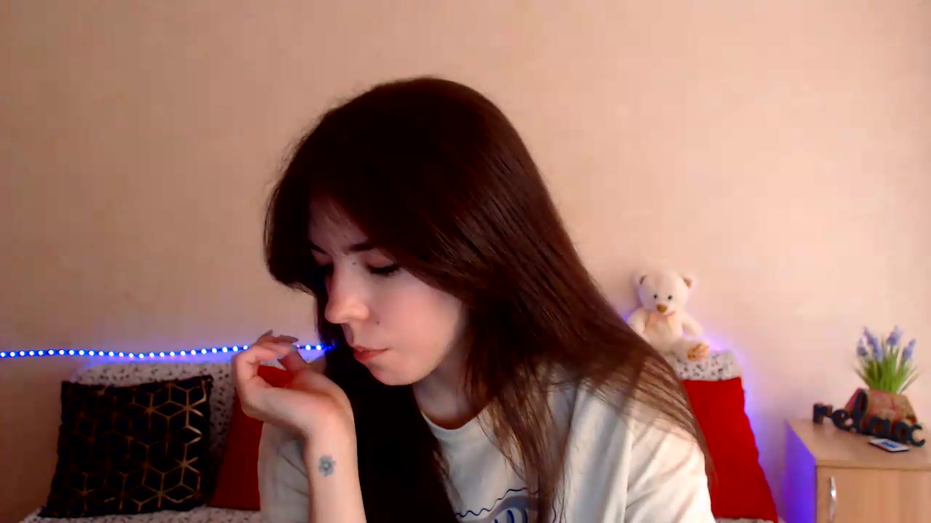 Gallery image thumbnail from Shalyka's myfreecams stream on, 06/06/2026, 11:18 image 10 of 20