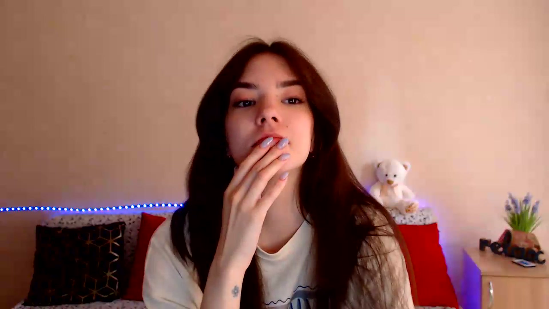 Gallery image thumbnail from Shalyka's myfreecams stream on, 06/06/2026, 12:14 image 16 of 20