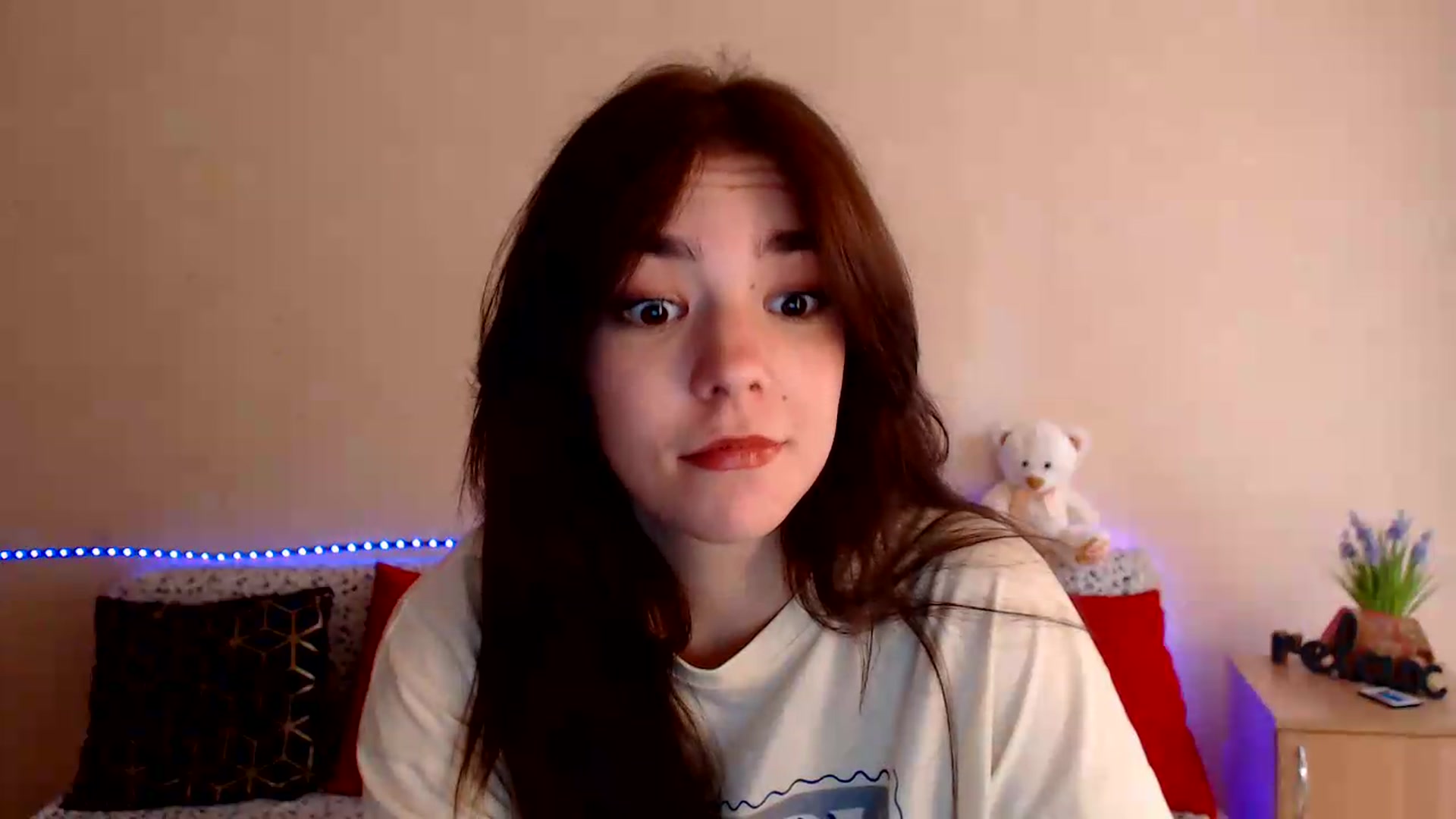 Gallery image thumbnail from Shalyka's myfreecams stream on, 06/06/2026, 12:14 image 7 of 20