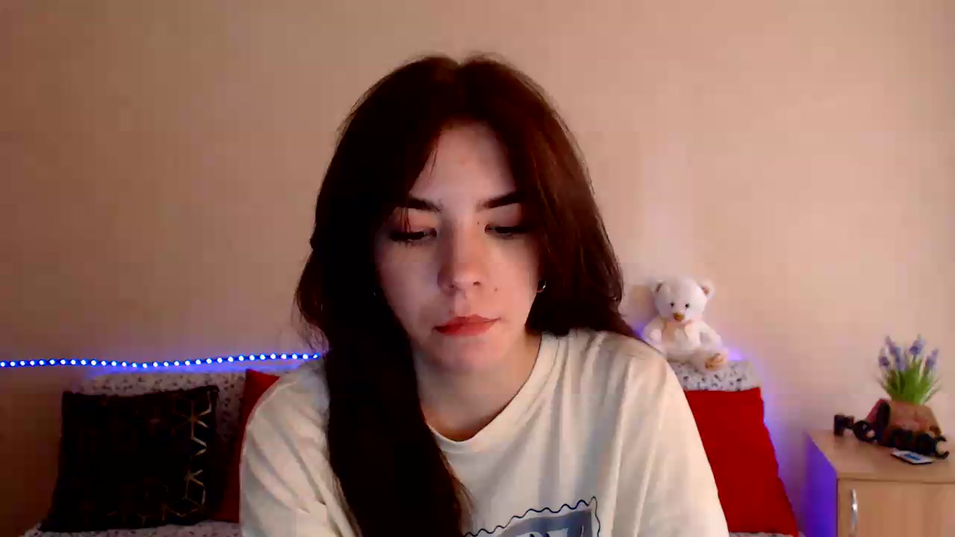 Gallery image thumbnail from Shalyka's myfreecams stream on, 06/06/2026, 12:14 image 14 of 20