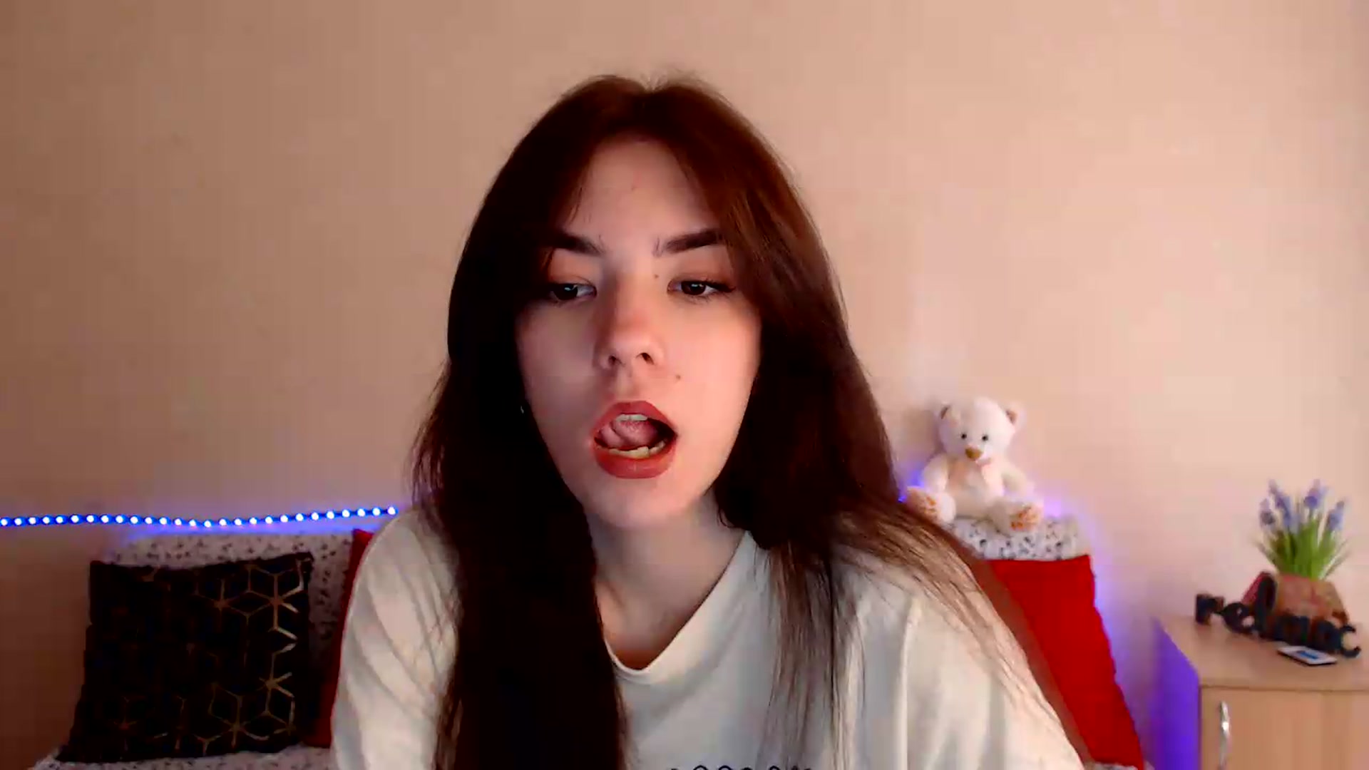 Gallery image thumbnail from Shalyka's myfreecams stream on, 06/06/2026, 12:14 image 9 of 20