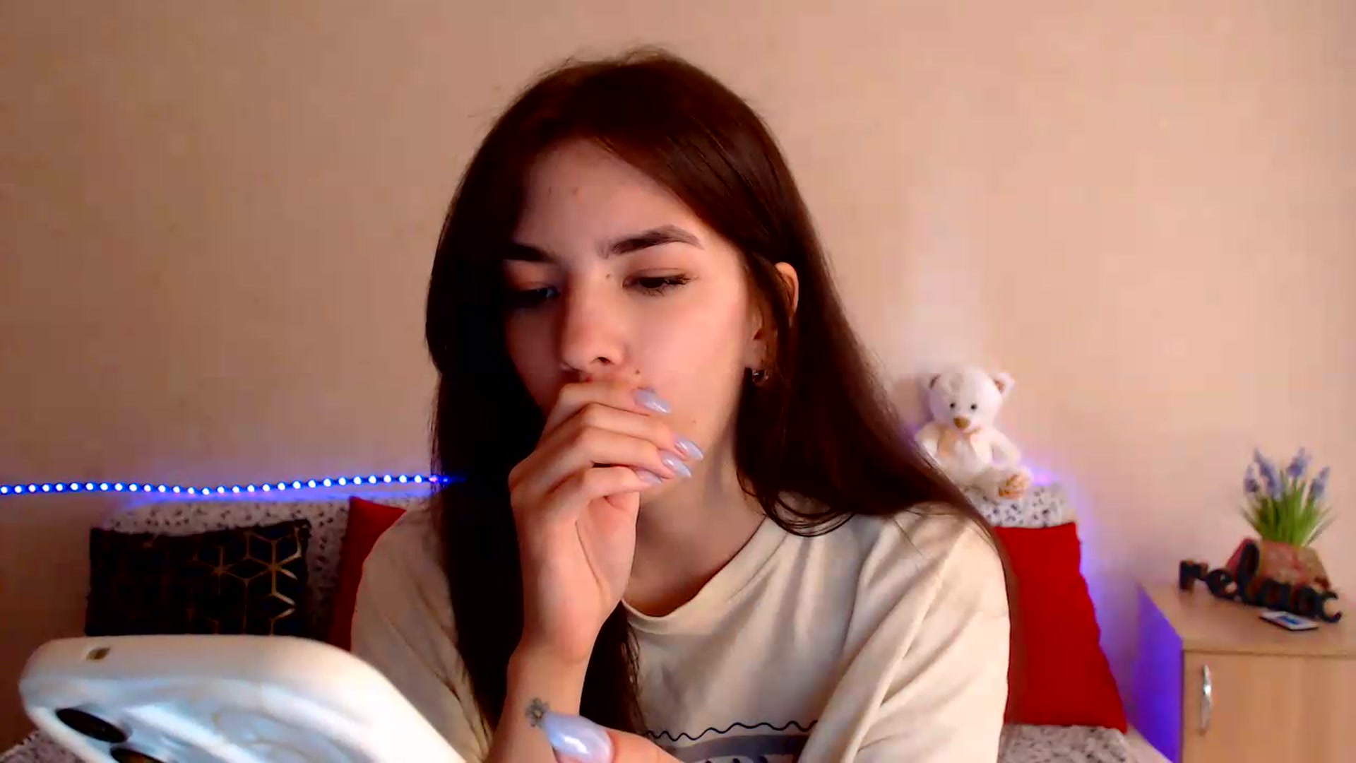 Gallery image thumbnail from Shalyka's myfreecams stream on, 06/06/2026, 14:01 image 4 of 20