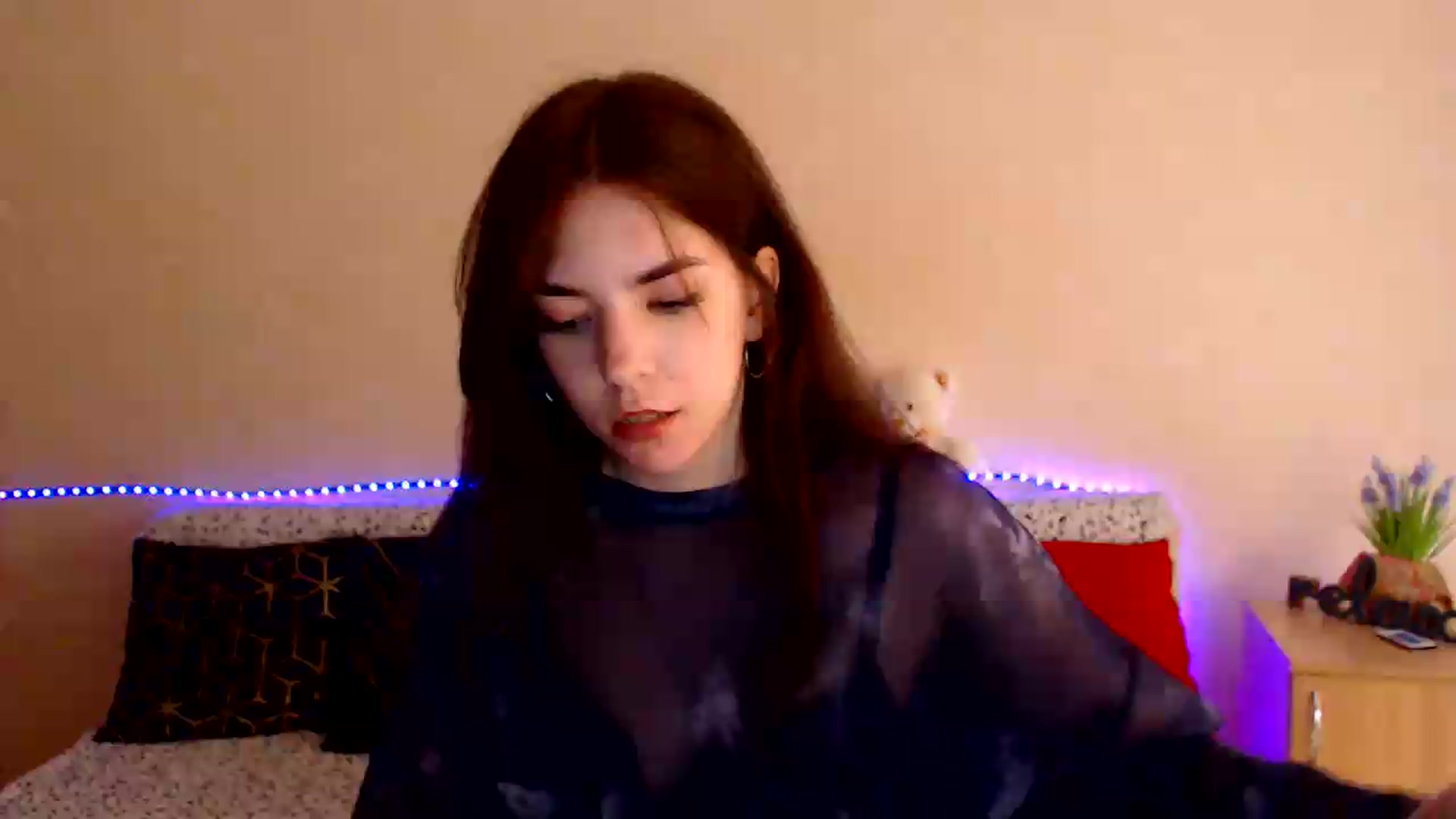 Gallery image thumbnail from Shalyka's myfreecams stream on, 06/09/2026, 14:50 image 18 of 20