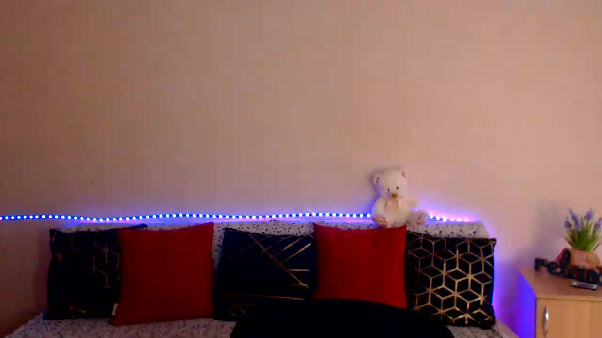Gallery image thumbnail from Shalyka's myfreecams stream on, 06/11/2026, 13:25 image 19 of 20