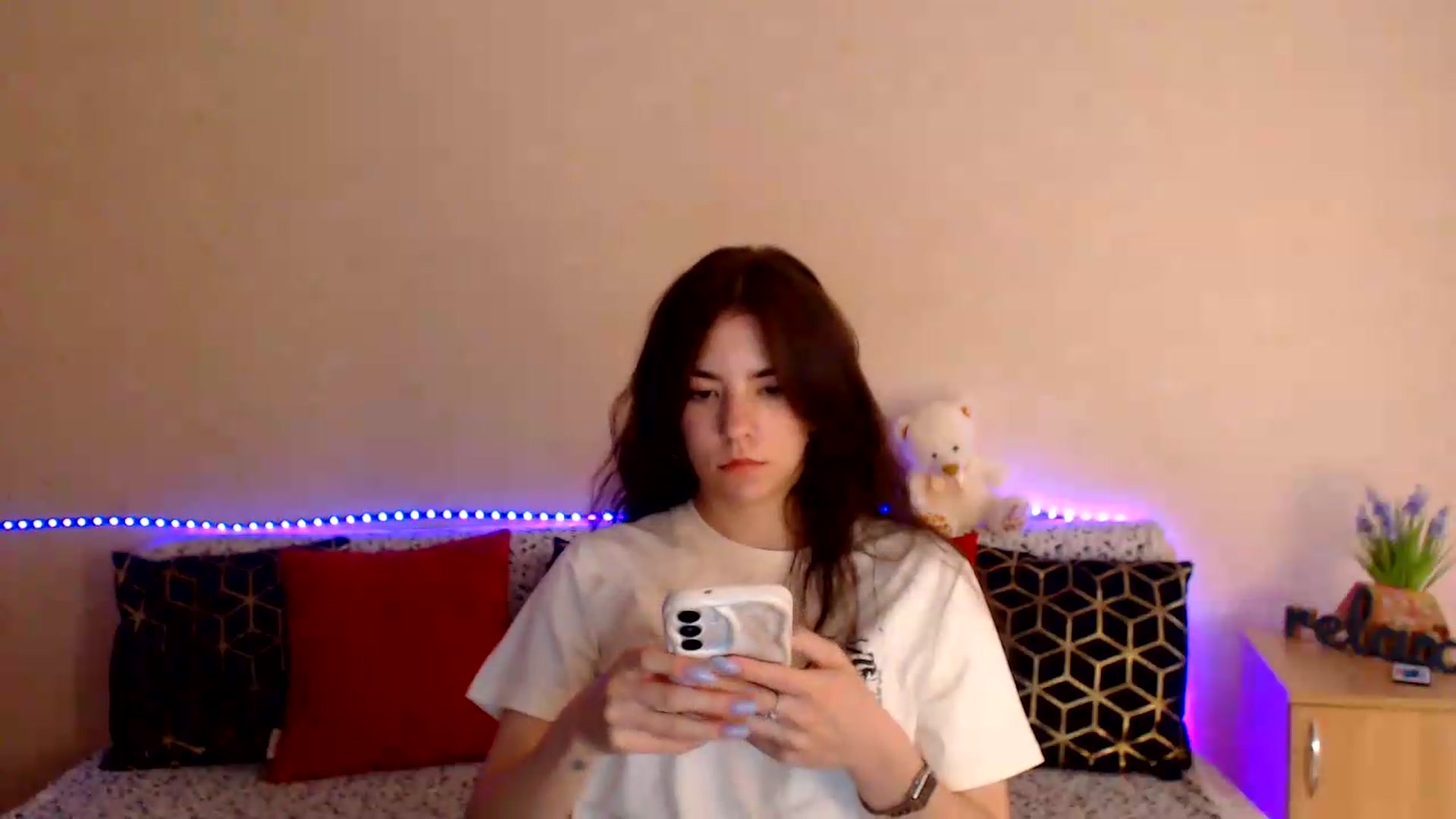 Gallery image thumbnail from Shalyka's myfreecams stream on, 06/12/2026, 14:34 image 8 of 20