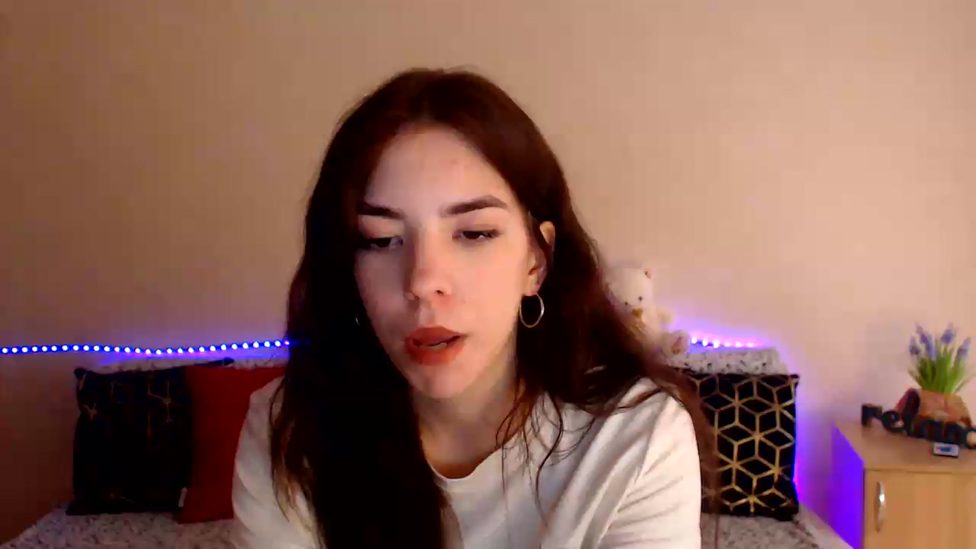 Gallery image thumbnail from Shalyka's myfreecams stream on, 06/12/2026, 14:34 image 12 of 20