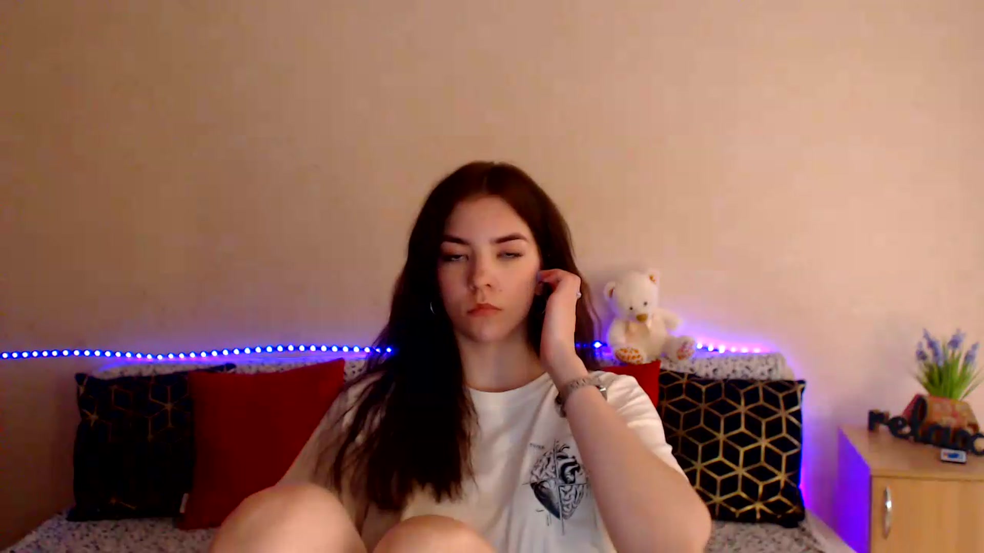 Gallery image thumbnail from Shalyka's myfreecams stream on, 06/12/2026, 14:34 image 15 of 20