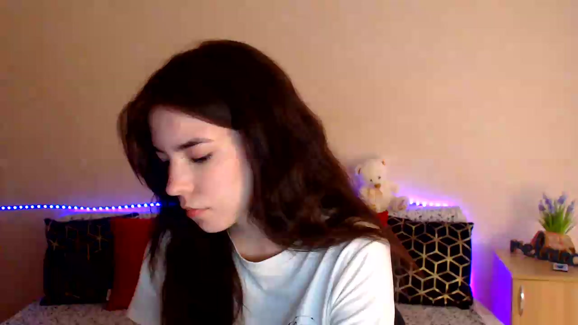 Gallery image thumbnail from Shalyka's myfreecams stream on, 06/12/2026, 14:34 image 6 of 20