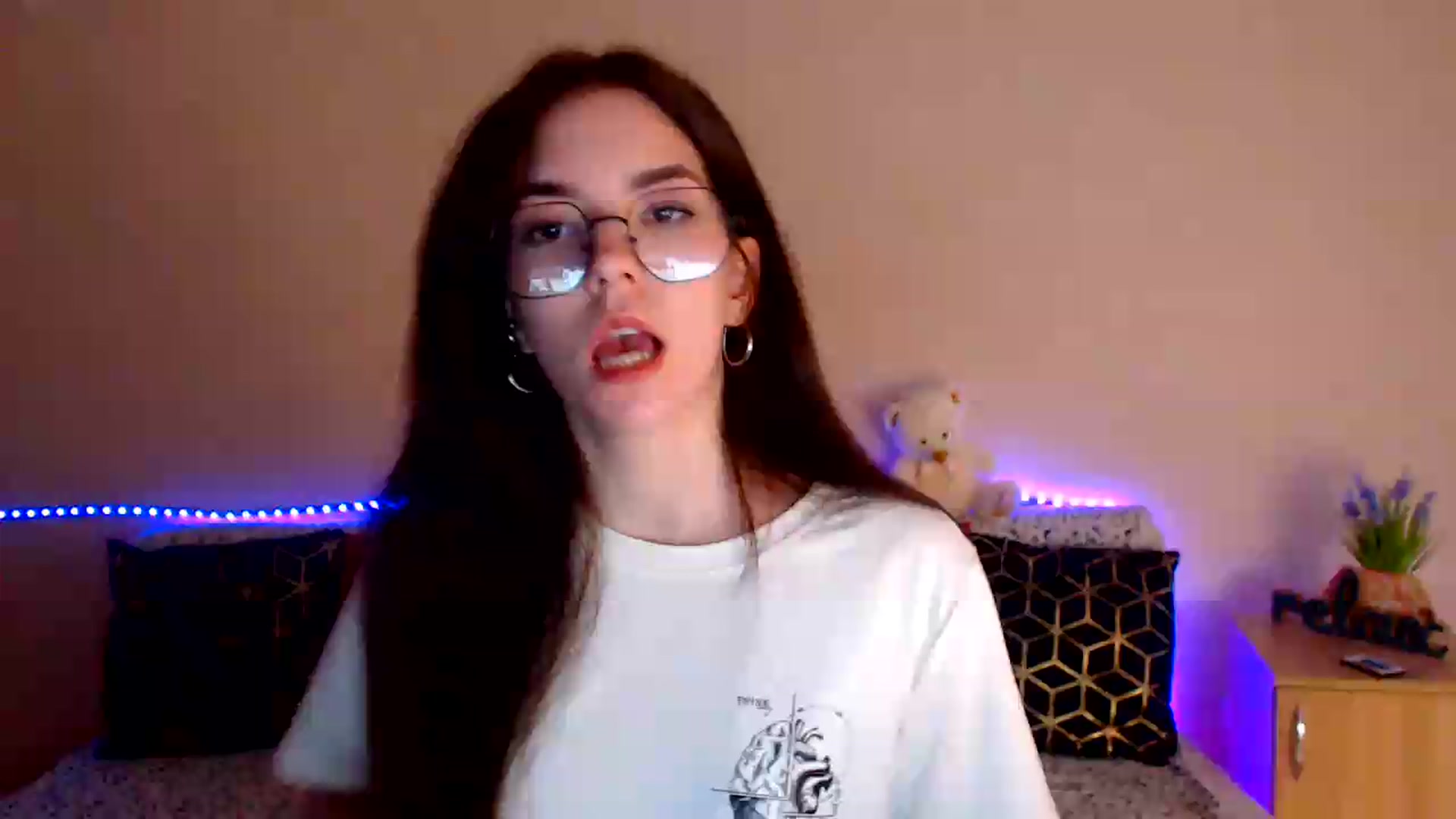 Gallery image thumbnail from Shalyka's myfreecams stream on, 06/13/2026, 15:58 image 15 of 20