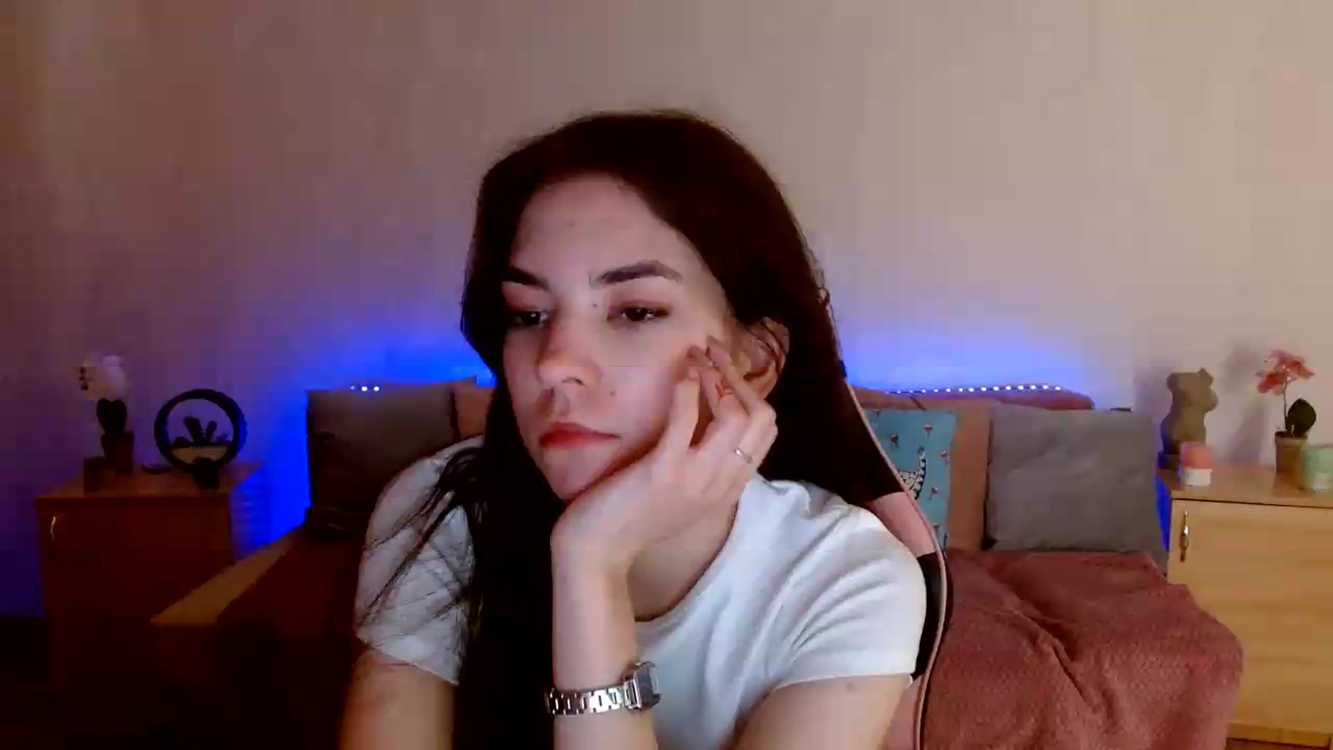 Gallery image thumbnail from Shalyka's myfreecams stream on, 06/16/2026, 10:16 image 1 of 20