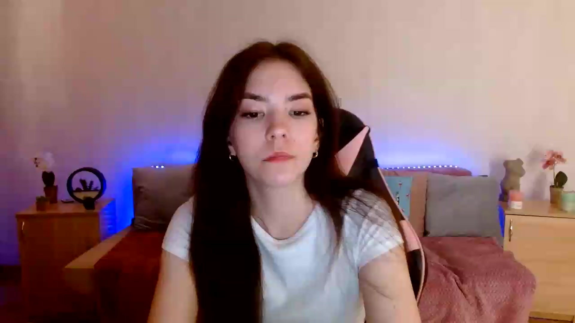 Gallery image thumbnail from Shalyka's myfreecams stream on, 06/16/2026, 10:16 image 15 of 20