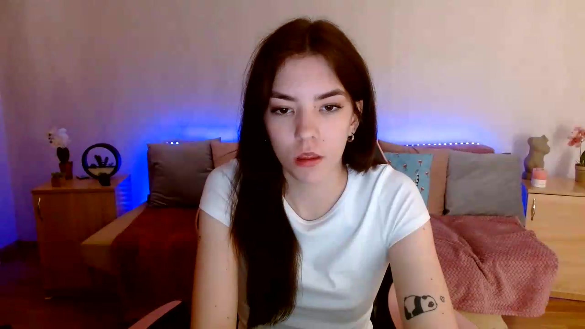 Gallery image thumbnail from Shalyka's myfreecams stream on, 06/16/2026, 14:44 image 2 of 20