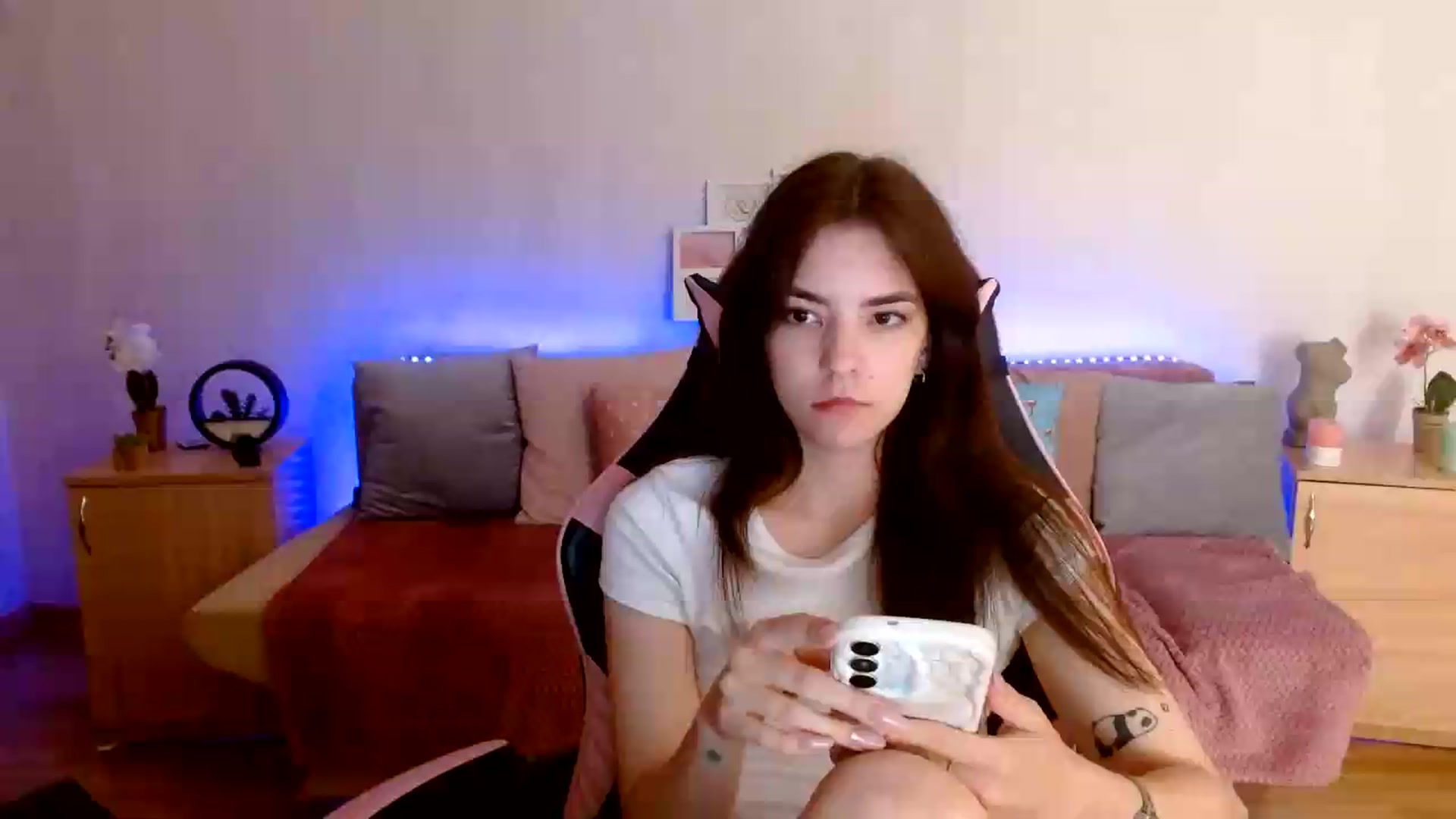 Gallery image thumbnail from Shalyka's myfreecams stream on, 06/16/2026, 14:44 image 10 of 20
