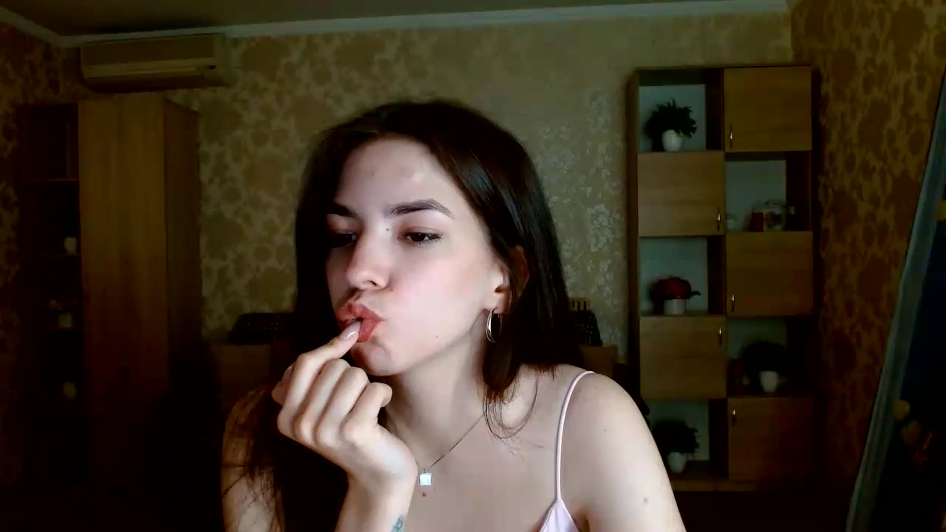 Gallery image thumbnail from Shalyka's myfreecams stream on, 06/19/2026, 11:56 image 2 of 20
