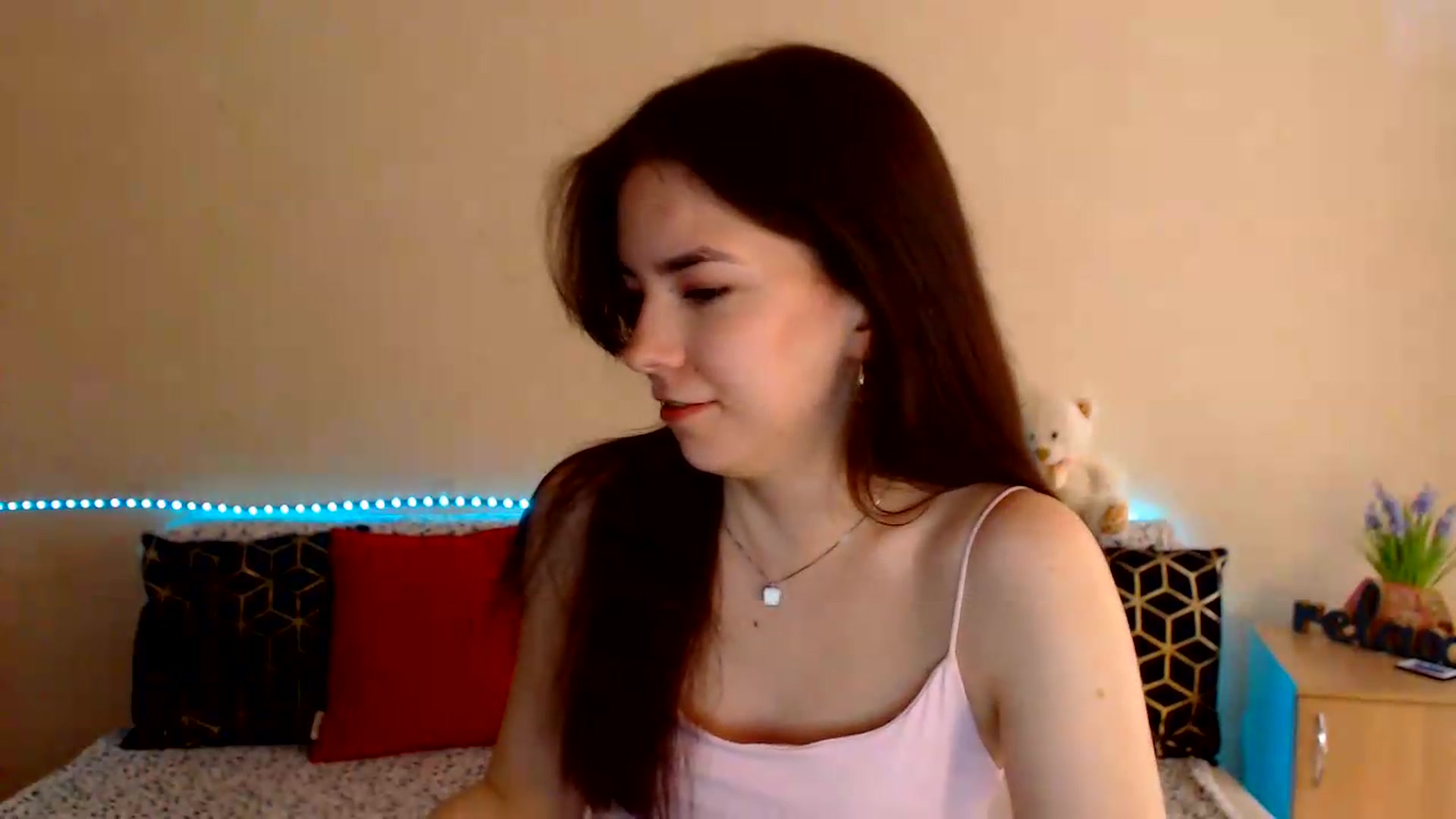 Gallery image thumbnail from Shalyka's myfreecams stream on, 06/19/2026, 11:56 image 11 of 20
