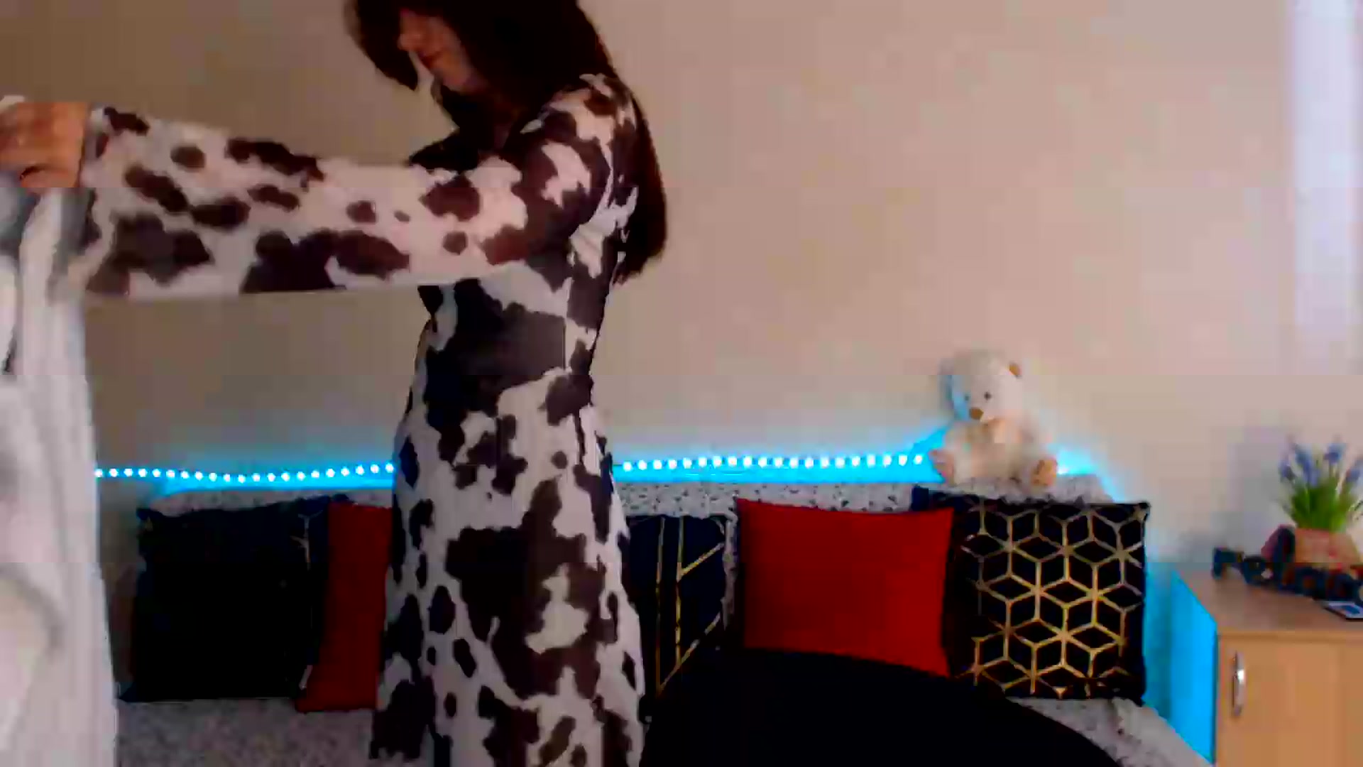 Gallery image thumbnail from Shalyka's myfreecams stream on, 06/23/2026, 15:41 image 1 of 20