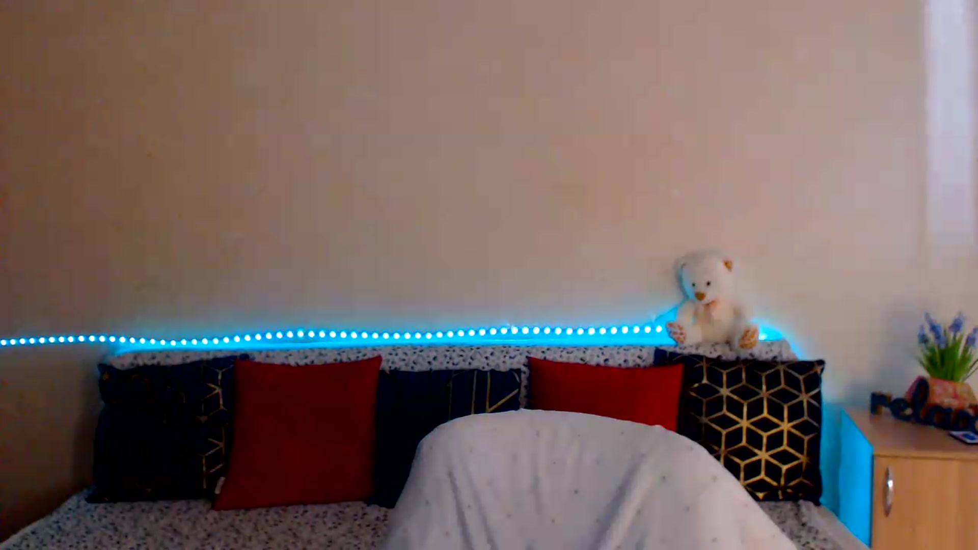 Gallery image thumbnail from Shalyka's myfreecams stream on, 06/23/2026, 15:41 image 12 of 20