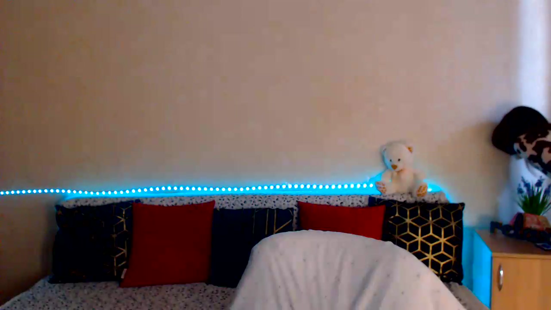 Gallery image thumbnail from Shalyka's myfreecams stream on, 06/23/2026, 15:41 image 19 of 20
