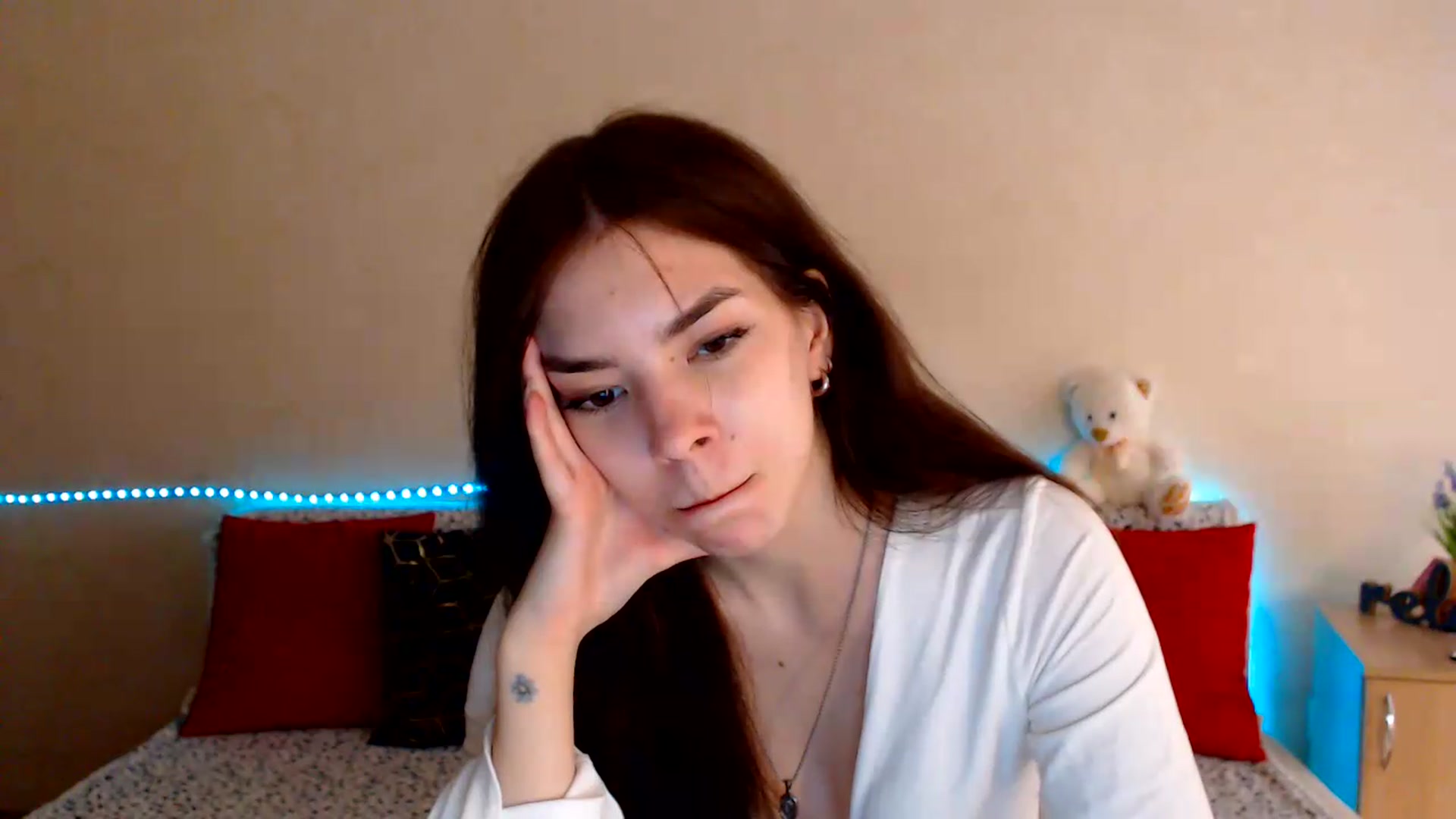 Gallery image thumbnail from Shalyka's myfreecams stream on, 06/25/2026, 15:08 image 13 of 20