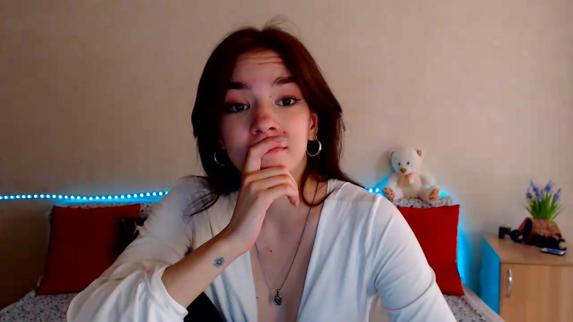 Gallery image thumbnail from Shalyka's myfreecams stream on, 06/27/2026, 10:42 image 7 of 20