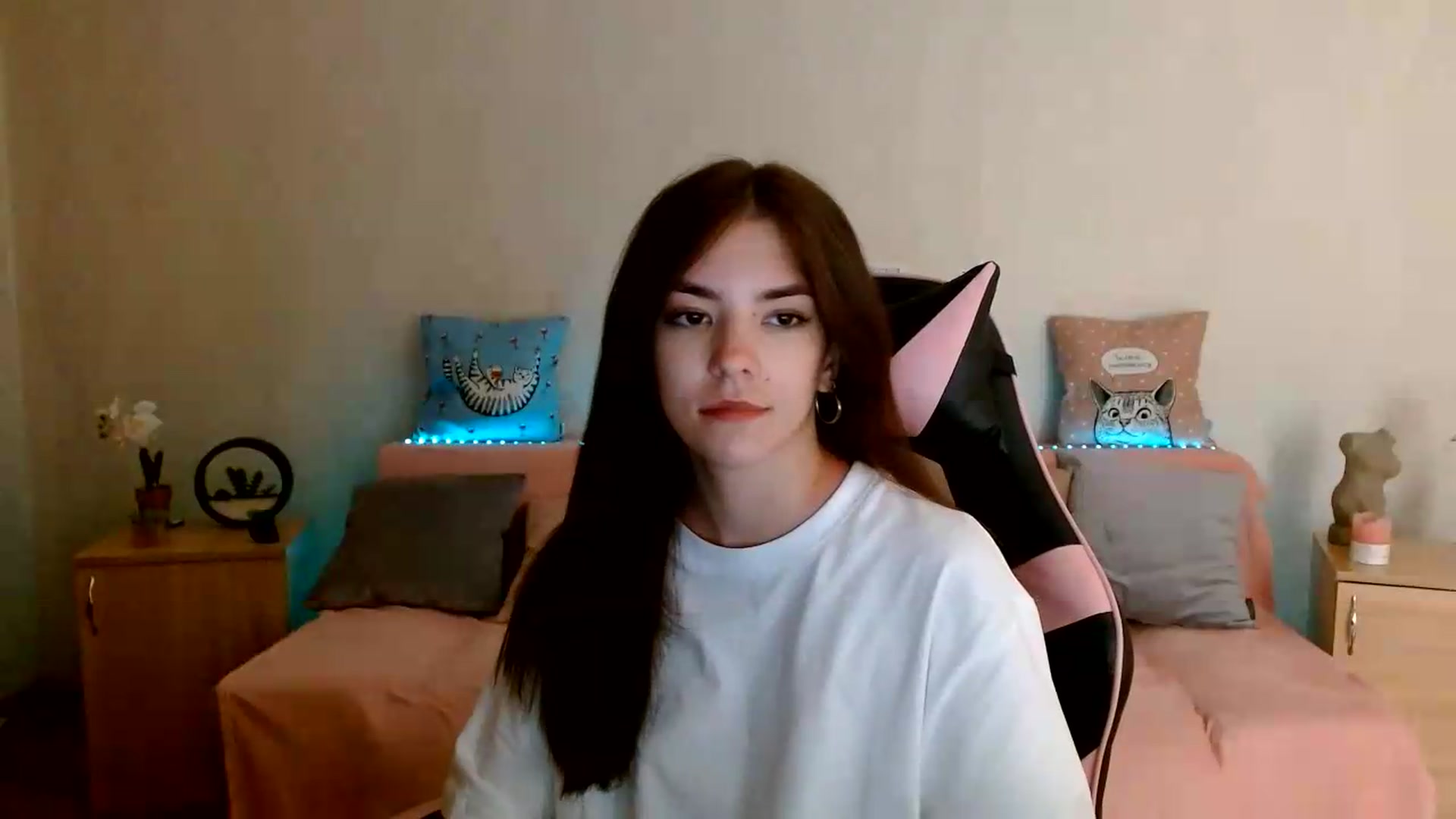 Gallery image thumbnail from Shalyka's myfreecams stream on, 06/30/2026, 15:17 image 10 of 20