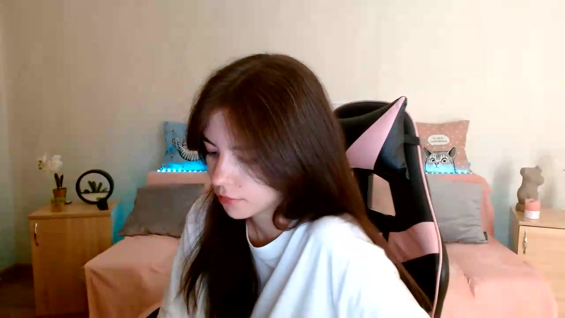 Gallery image thumbnail from Shalyka's myfreecams stream on, 06/30/2026, 15:17 image 11 of 20