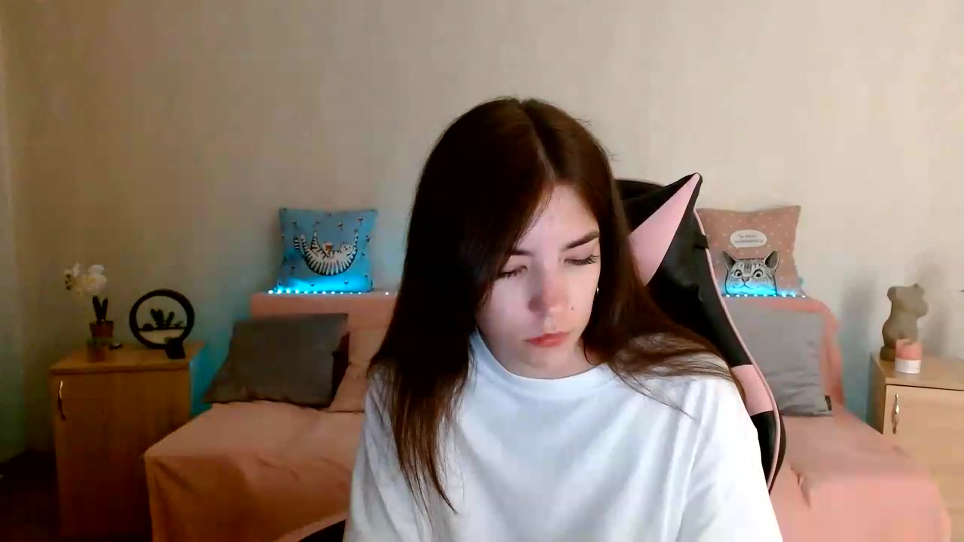 Gallery image thumbnail from Shalyka's myfreecams stream on, 06/30/2026, 15:17 image 20 of 20