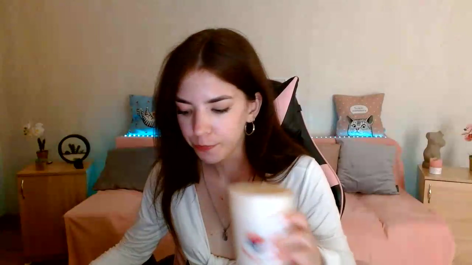 Gallery image thumbnail from Shalyka's myfreecams stream on, 07/01/2026, 13:12 image 5 of 20