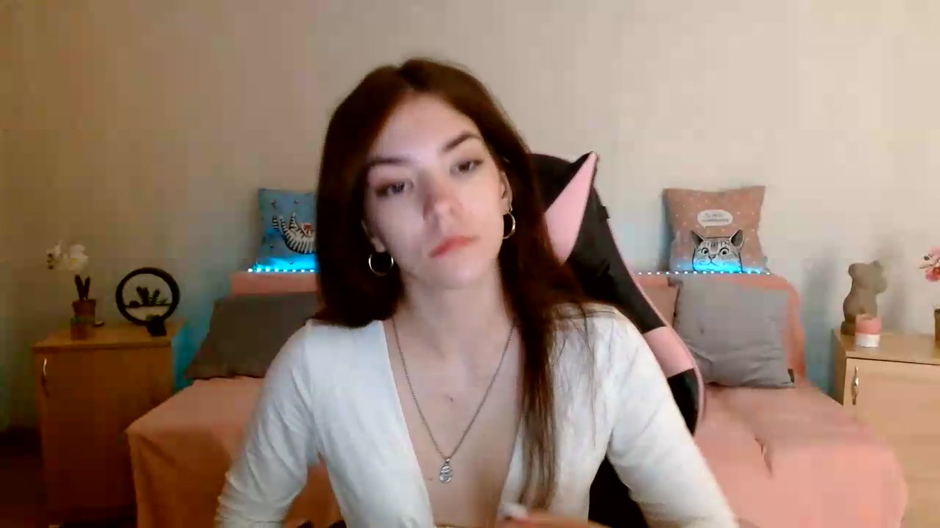 Gallery image thumbnail from Shalyka's myfreecams stream on, 07/01/2026, 13:12 image 15 of 20