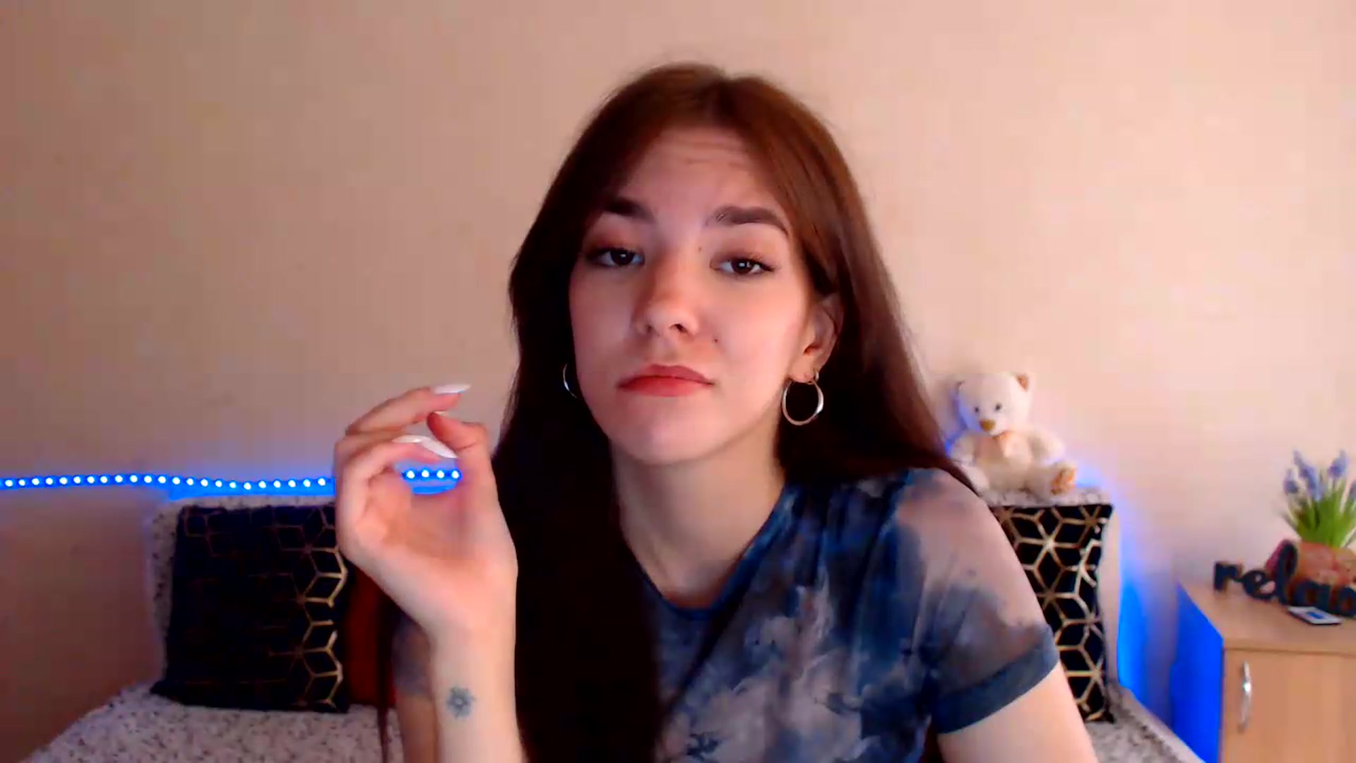 Gallery image thumbnail from Shalyka's myfreecams stream on, 07/03/2026, 11:33 image 5 of 20