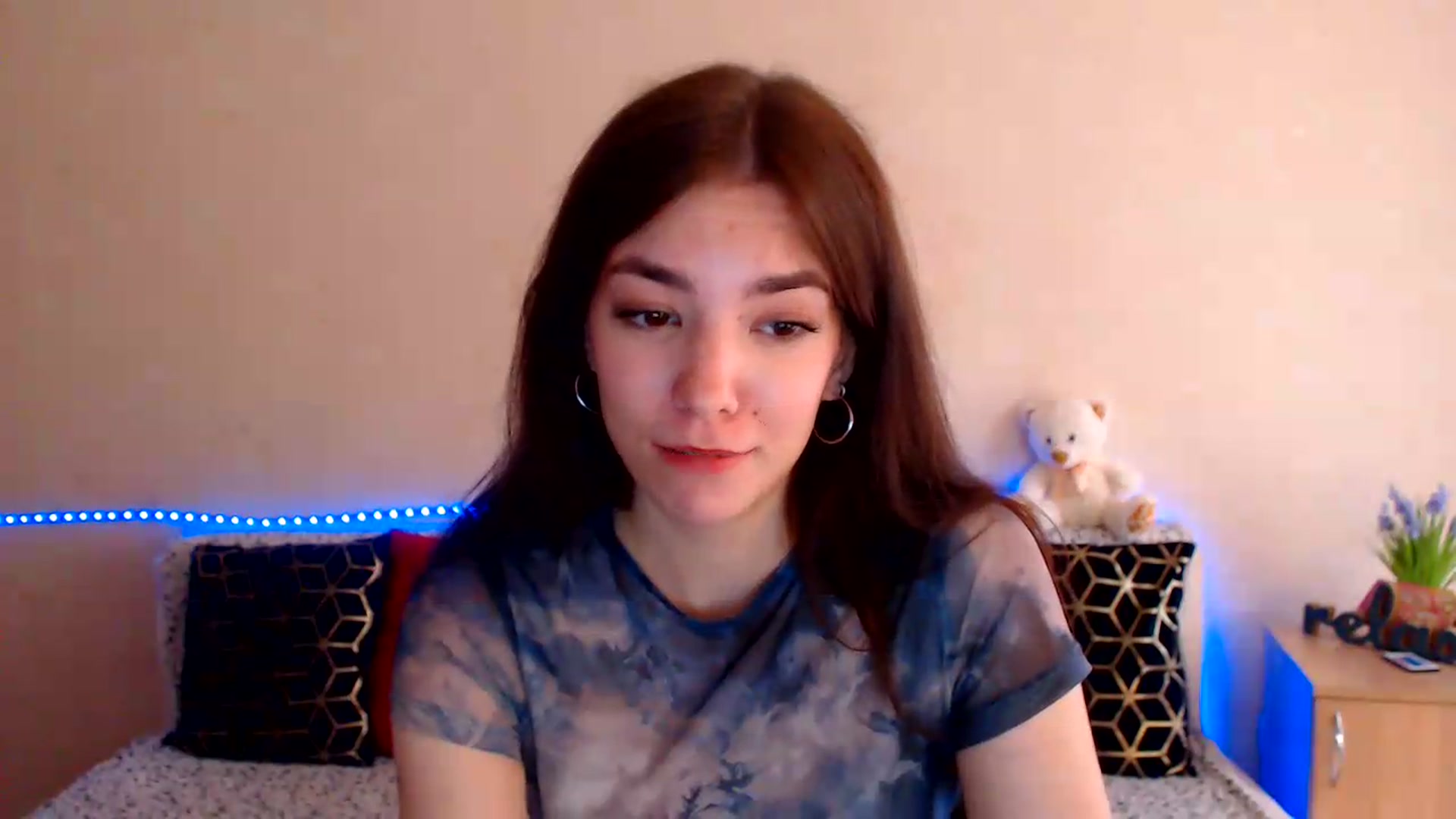 Gallery image thumbnail from Shalyka's myfreecams stream on, 07/03/2026, 11:33 image 12 of 20