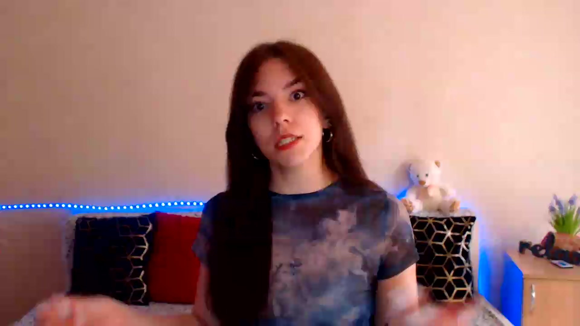 Gallery image thumbnail from Shalyka's myfreecams stream on, 07/03/2026, 13:32 image 8 of 20