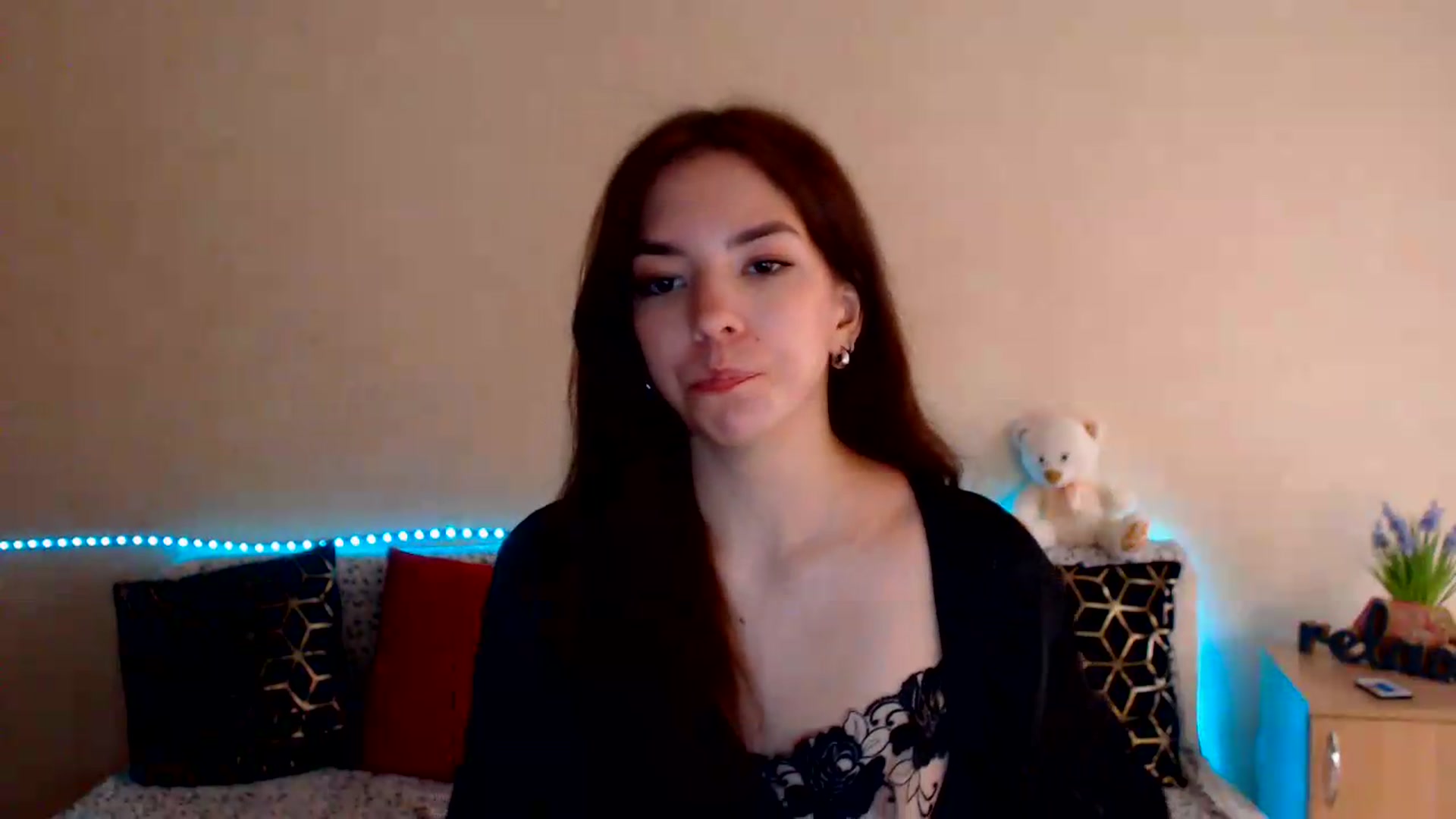 Gallery image thumbnail from Shalyka's myfreecams stream on, 07/04/2026, 12:24 image 8 of 20
