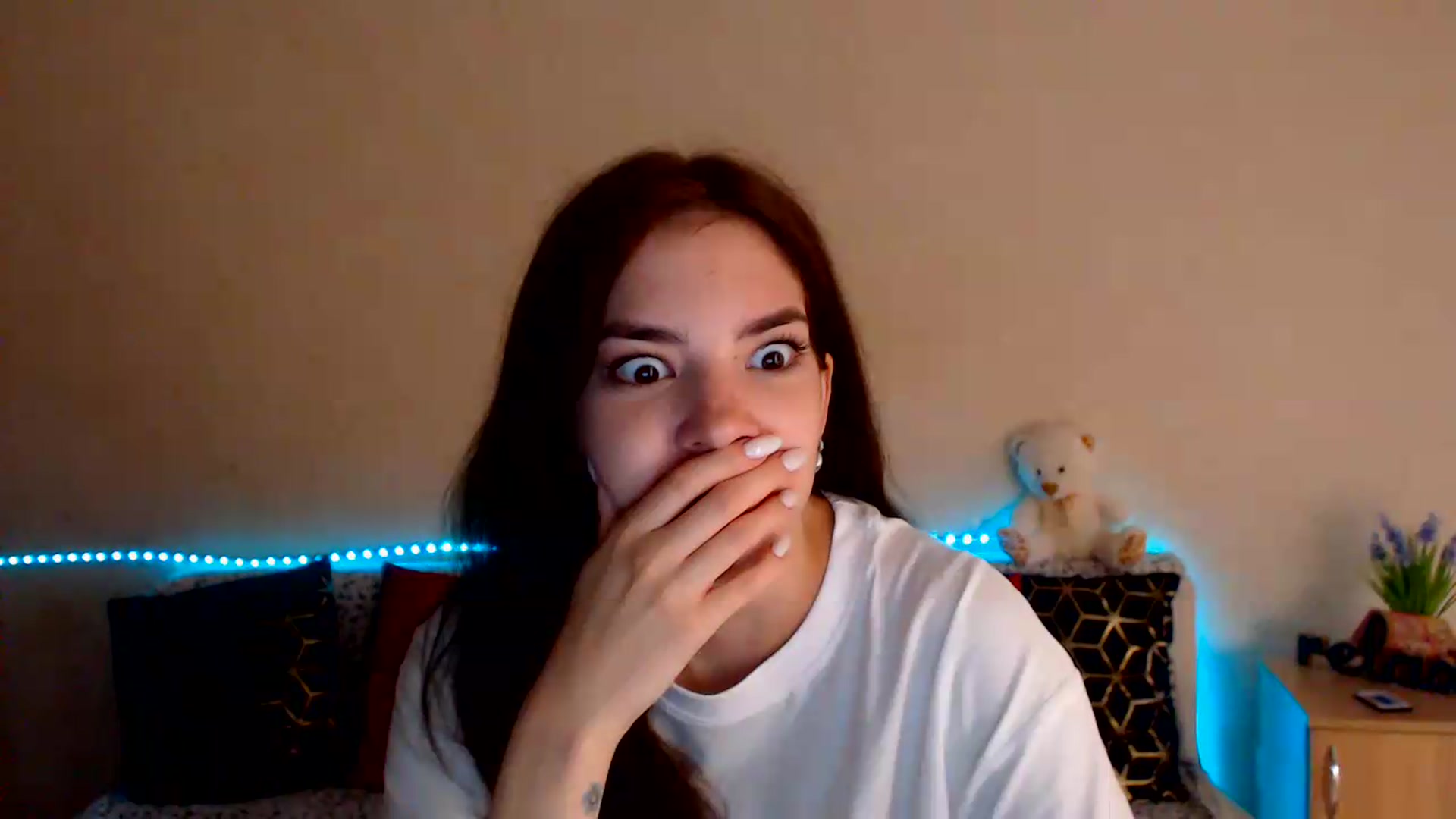 Gallery image thumbnail from Shalyka's myfreecams stream on, 07/04/2026, 15:44 image 14 of 20