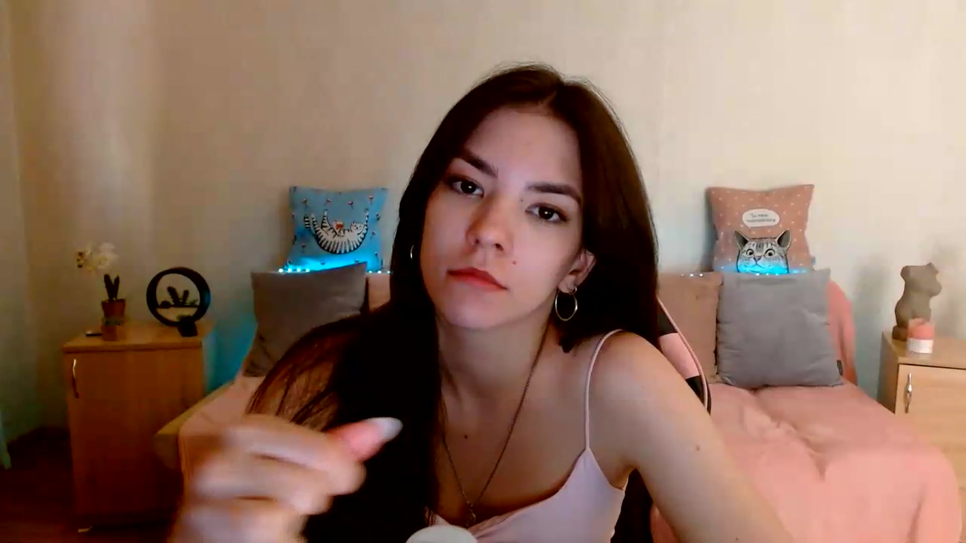 Gallery image thumbnail from Shalyka's myfreecams stream on, 07/07/2026, 14:14 image 14 of 20