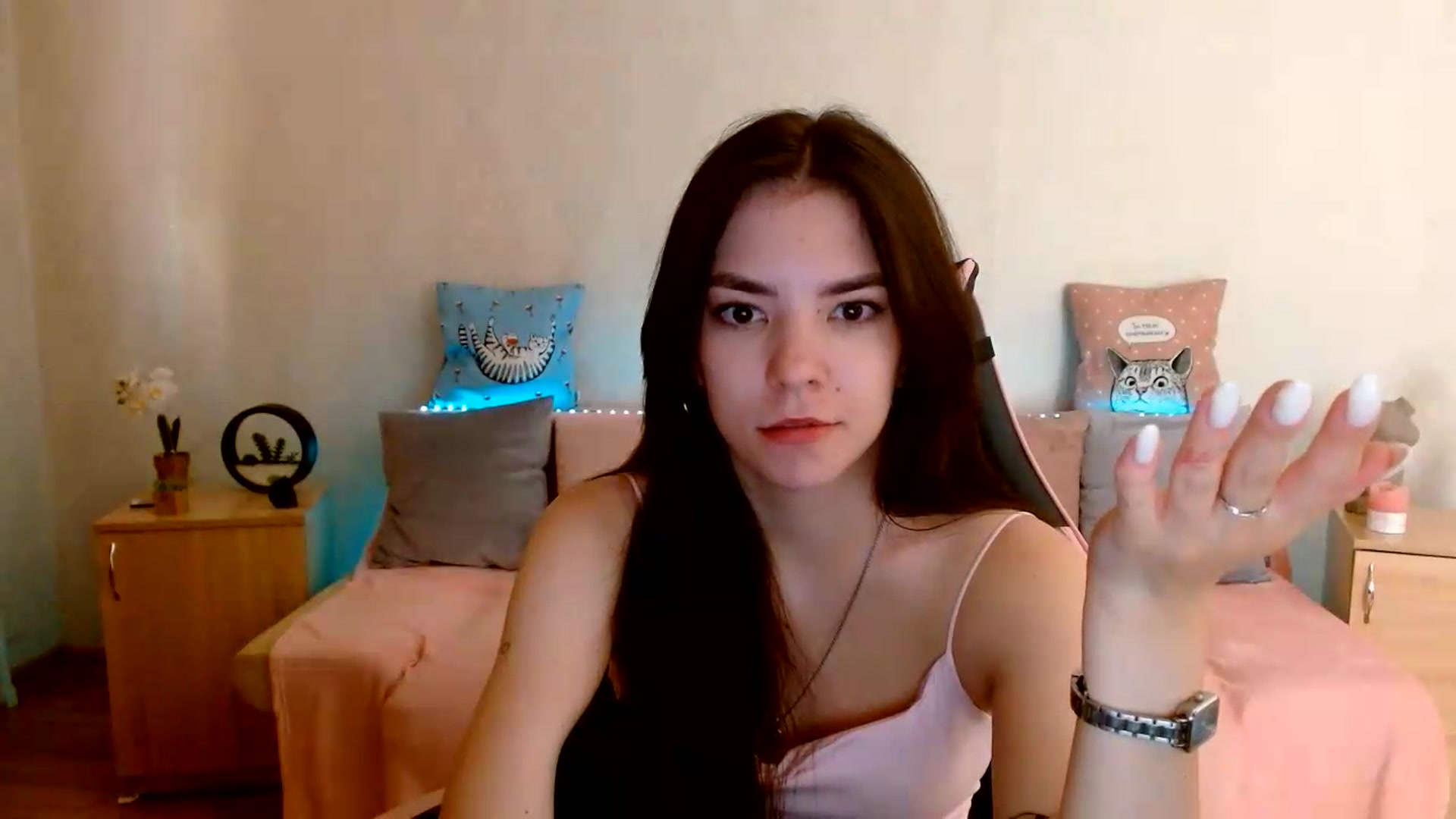 Gallery image thumbnail from Shalyka's myfreecams stream on, 07/07/2026, 14:14 image 17 of 20