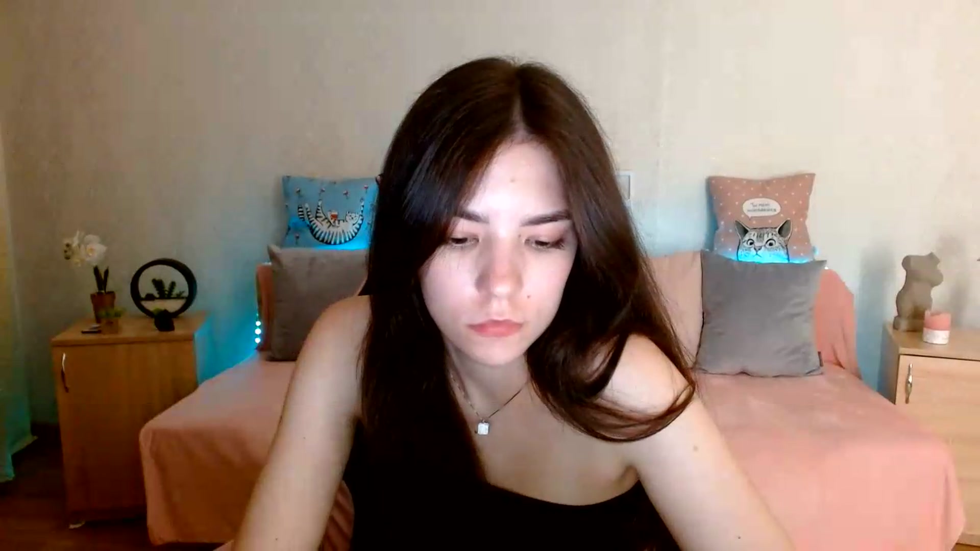 Gallery image thumbnail from Shalyka's myfreecams stream on, 07/08/2026, 13:09 image 8 of 20