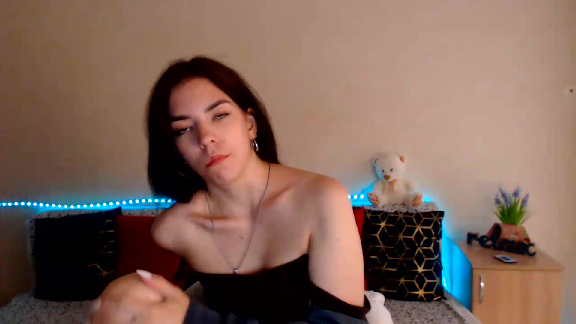 Gallery image thumbnail from Shalyka's myfreecams stream on, 07/09/2026, 12:31 image 15 of 20