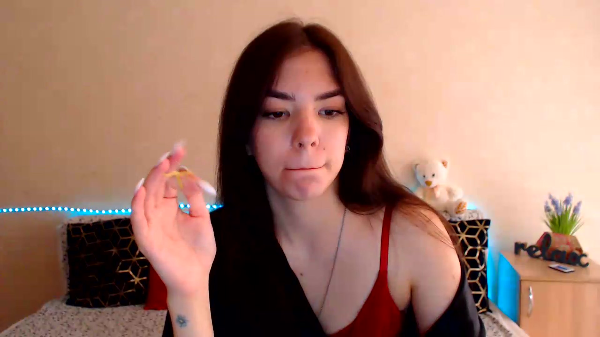 Gallery image thumbnail from Shalyka's myfreecams stream on, 07/11/2026, 15:11 image 3 of 20