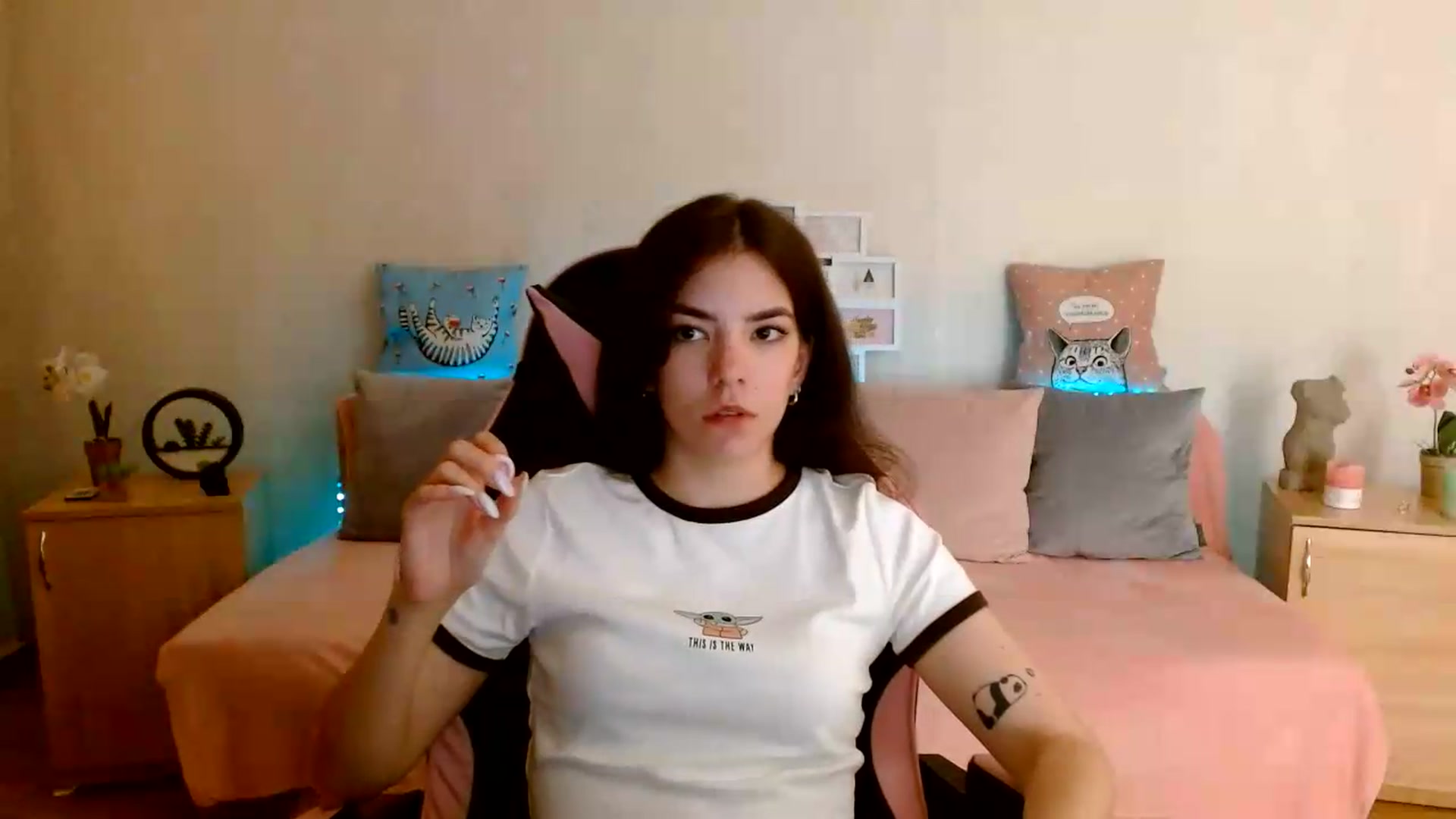 Gallery image thumbnail from Shalyka's myfreecams stream on, 07/15/2026, 14:27 image 17 of 20