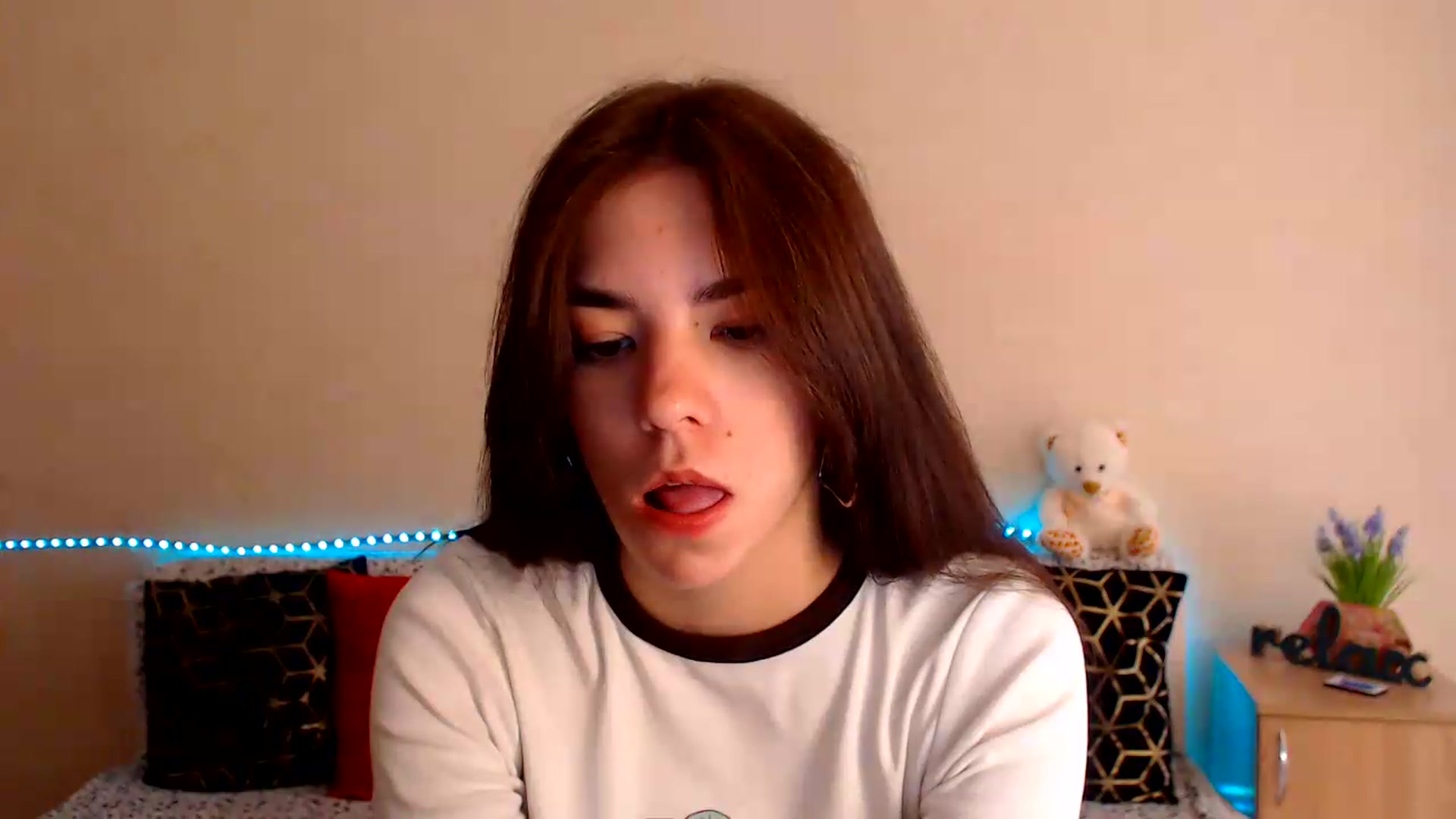 Gallery image thumbnail from Shalyka's myfreecams stream on, 07/17/2026, 12:13 image 3 of 20