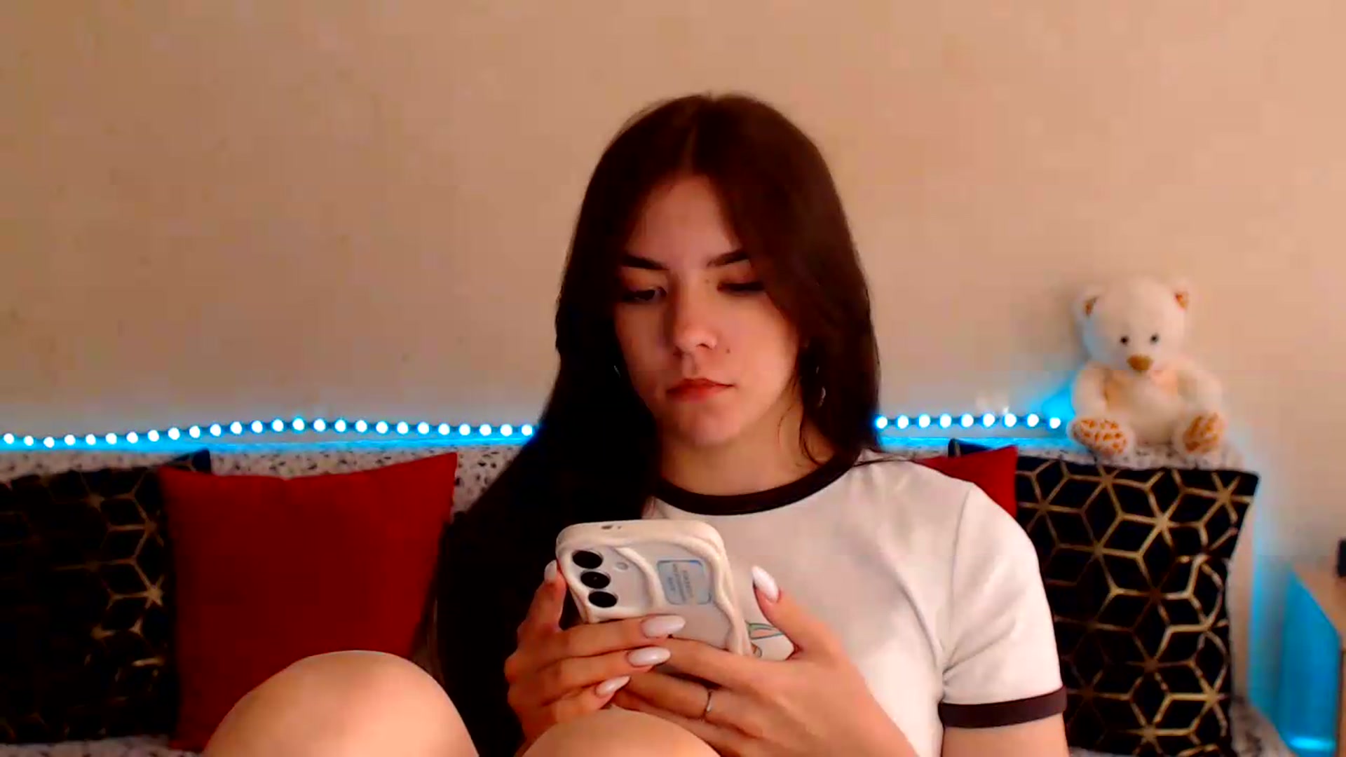 Gallery image thumbnail from Shalyka's myfreecams stream on, 07/17/2026, 14:20 image 9 of 20